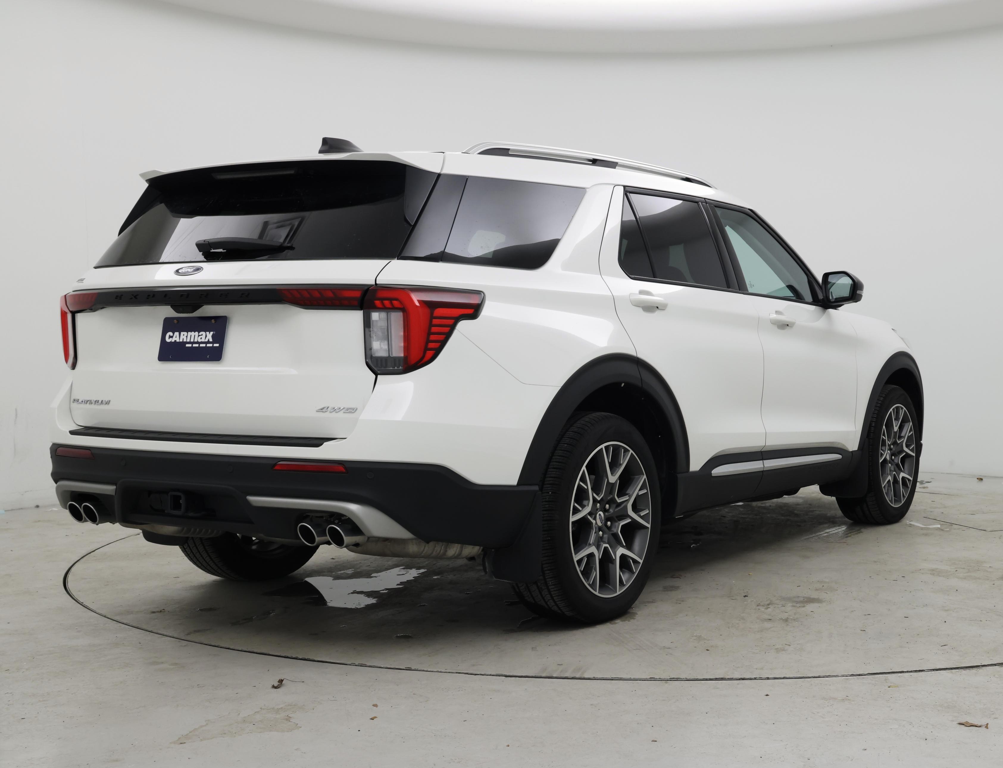 Thumbnail: 2025 Ford Explorer - 8