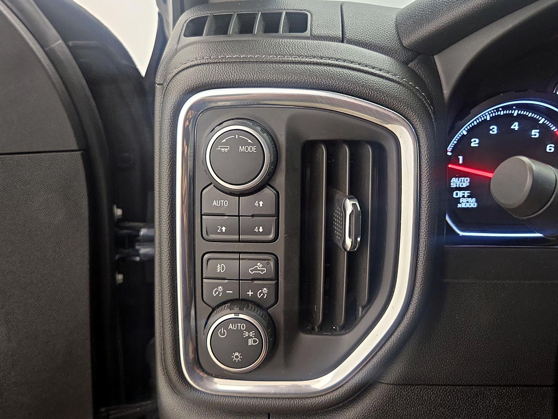 Thumbnail: 2021 Chevrolet Silverado 1500 - 13
