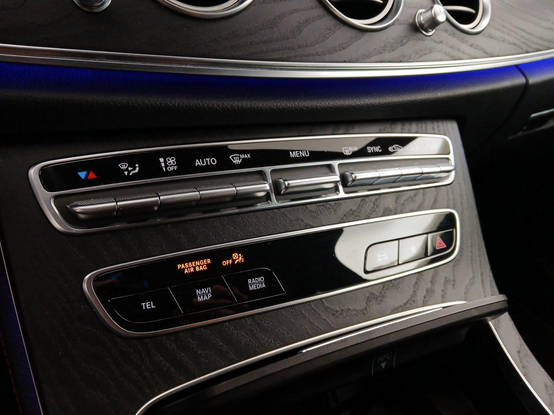 Thumbnail: 2021 Mercedes-Benz E-Class - 17