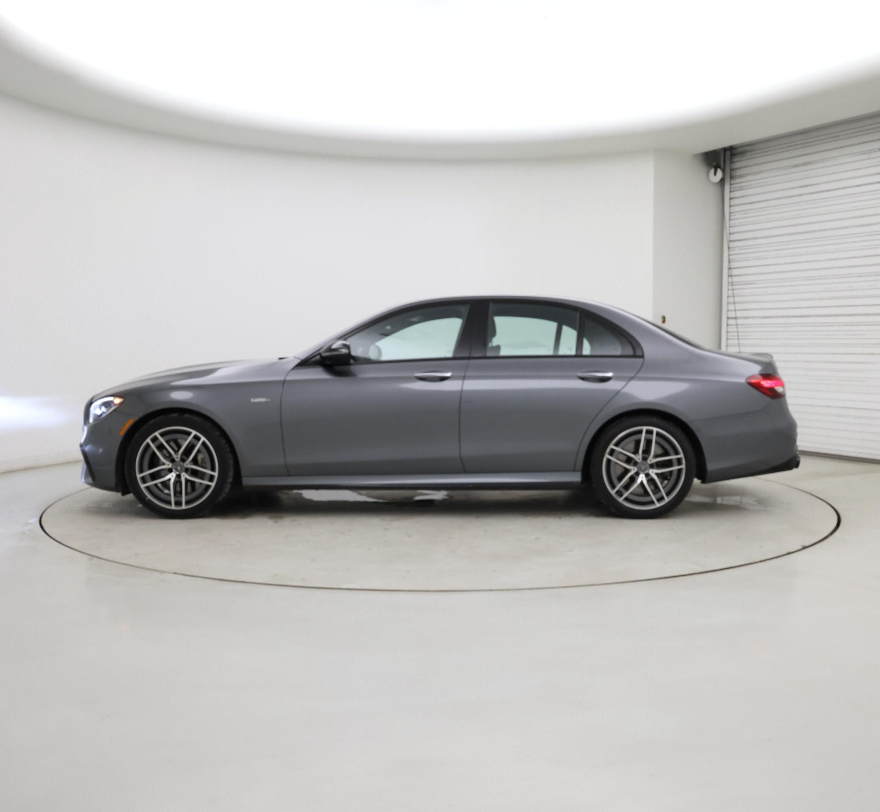 Thumbnail: 2021 Mercedes-Benz E-Class - 3