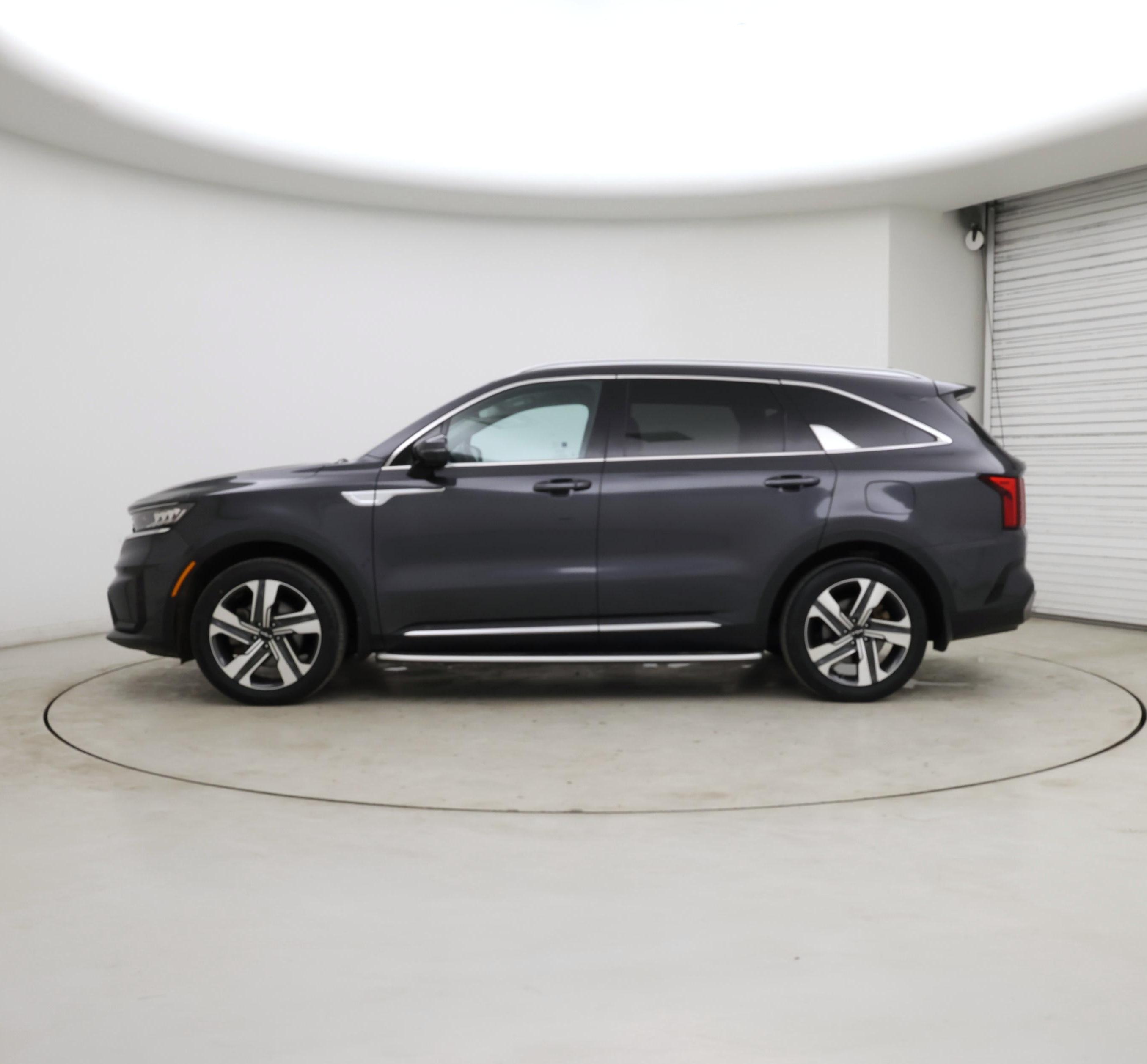 Thumbnail: 2023 Kia Sorento - 3