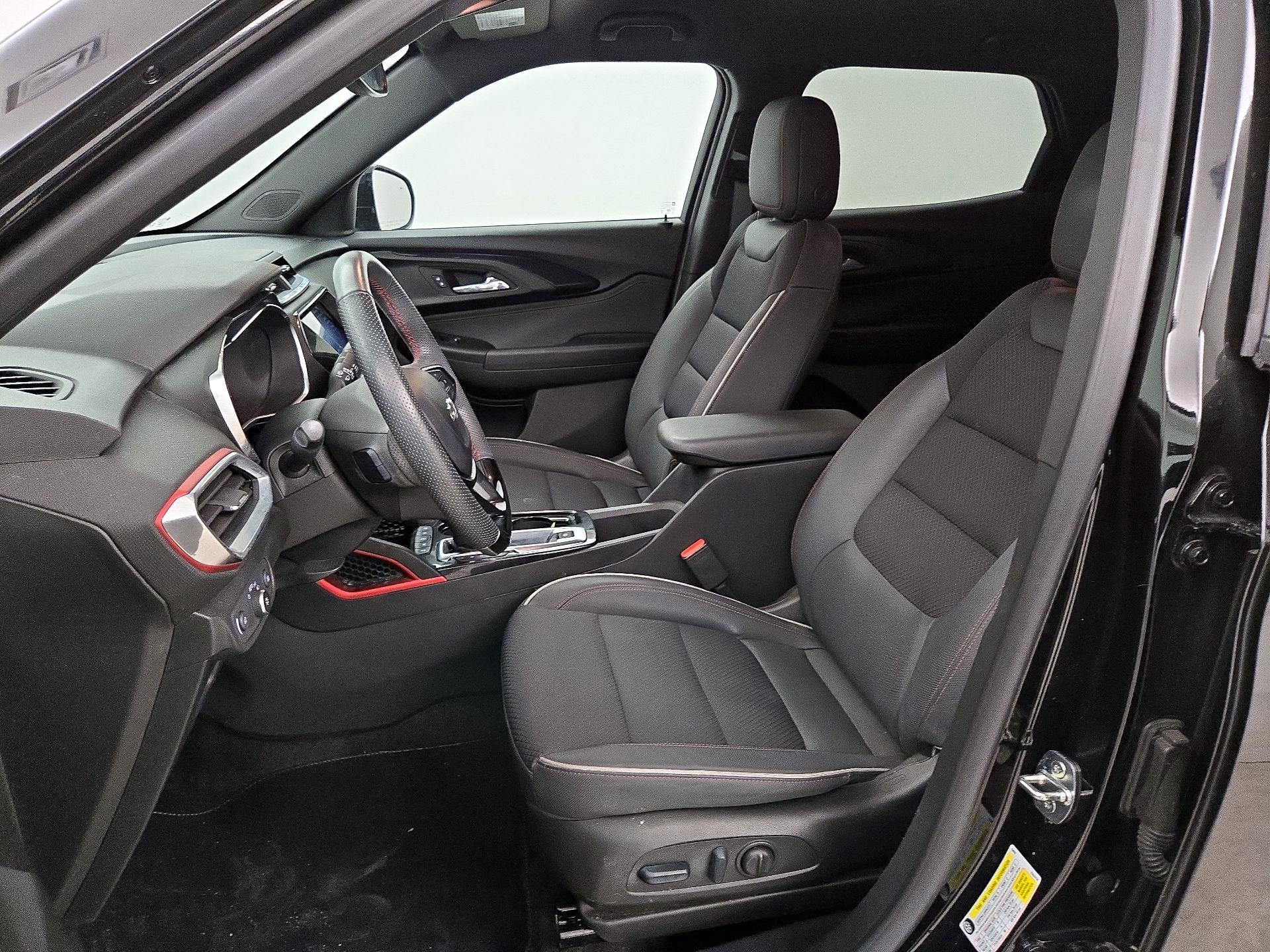 Thumbnail: 2023 Chevrolet TrailBlazer - 11