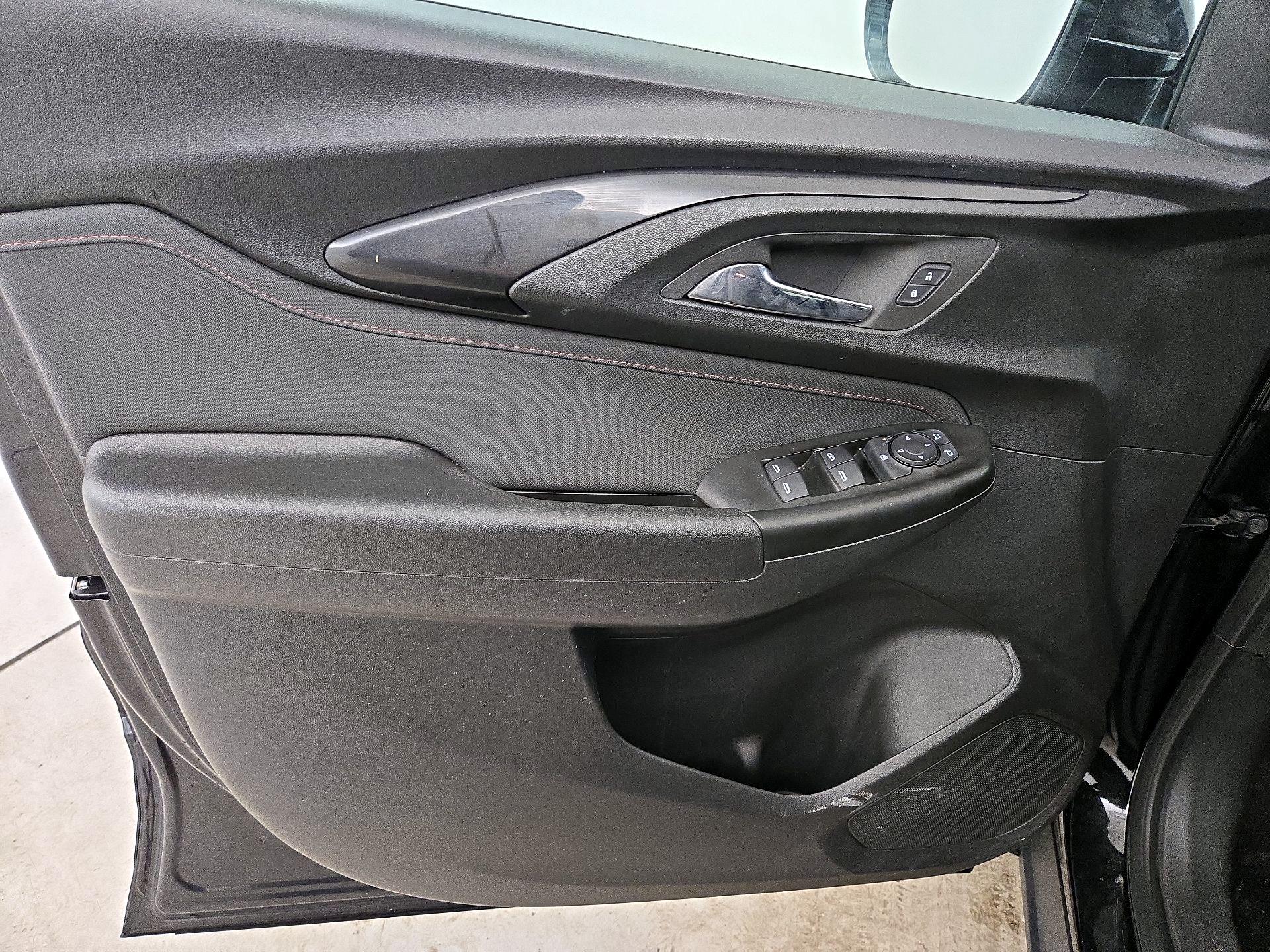 Thumbnail: 2023 Chevrolet TrailBlazer - 12