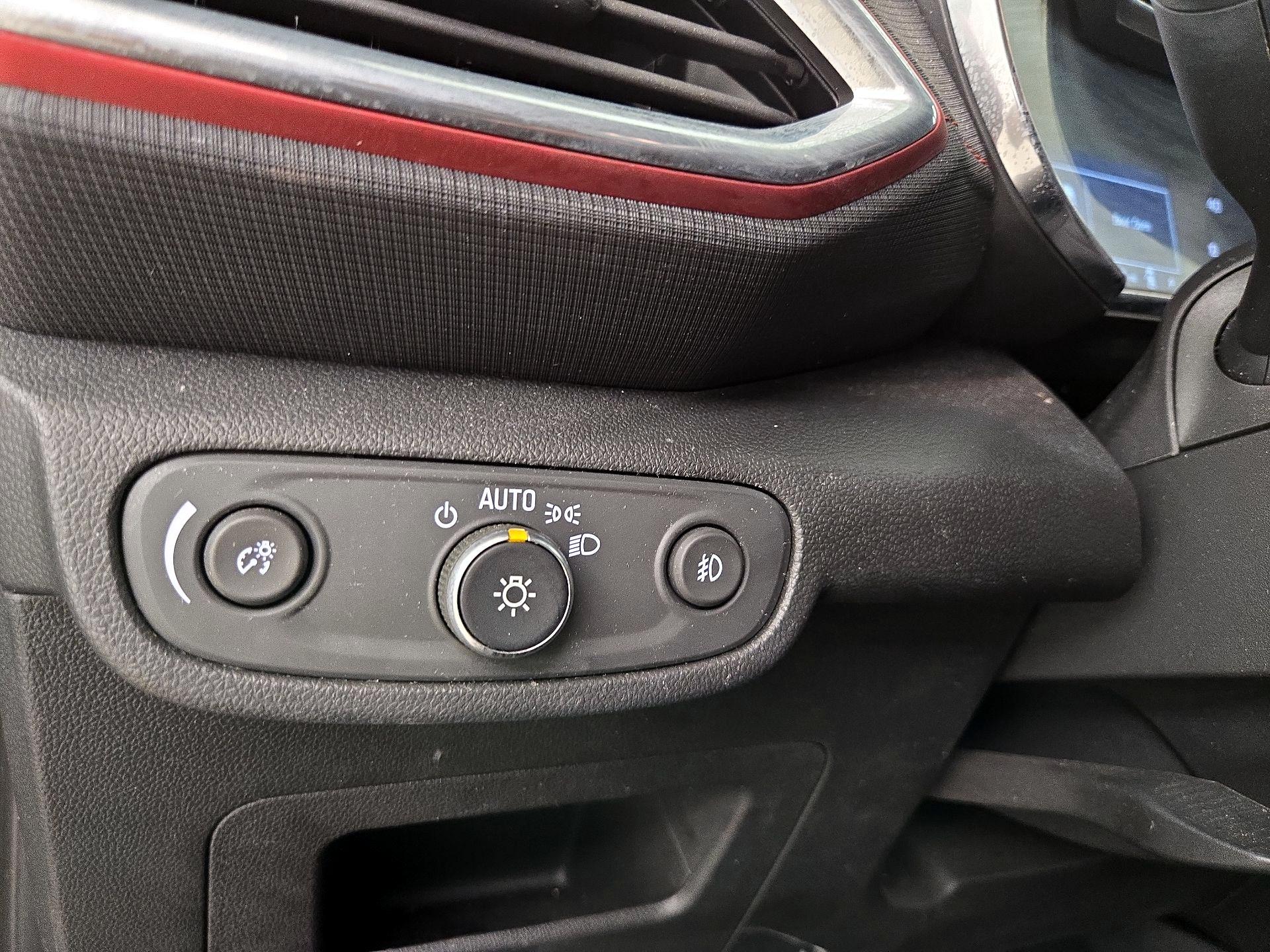 Thumbnail: 2023 Chevrolet TrailBlazer - 13