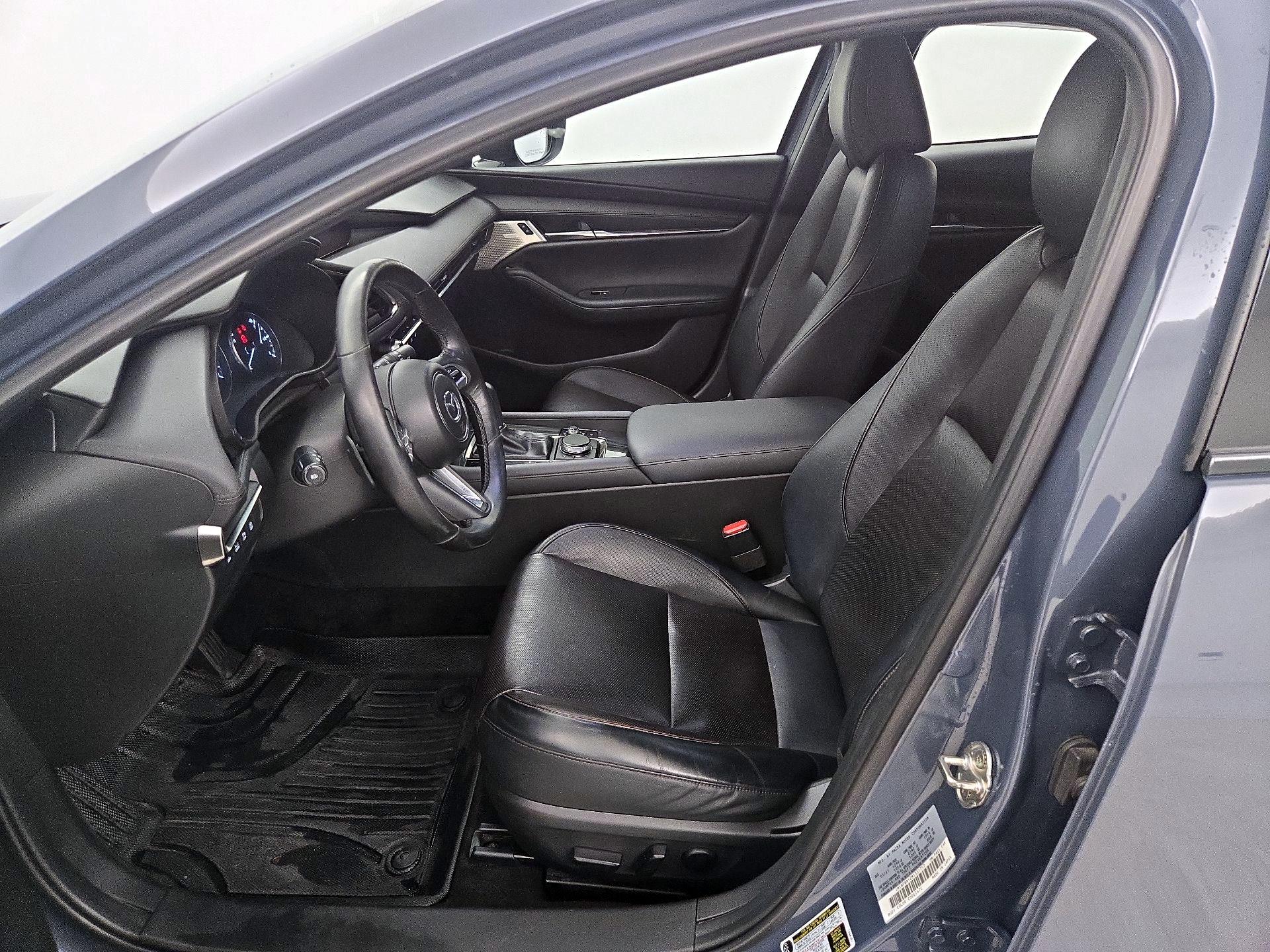 Thumbnail: 2021 Mazda Mazda3 - 11