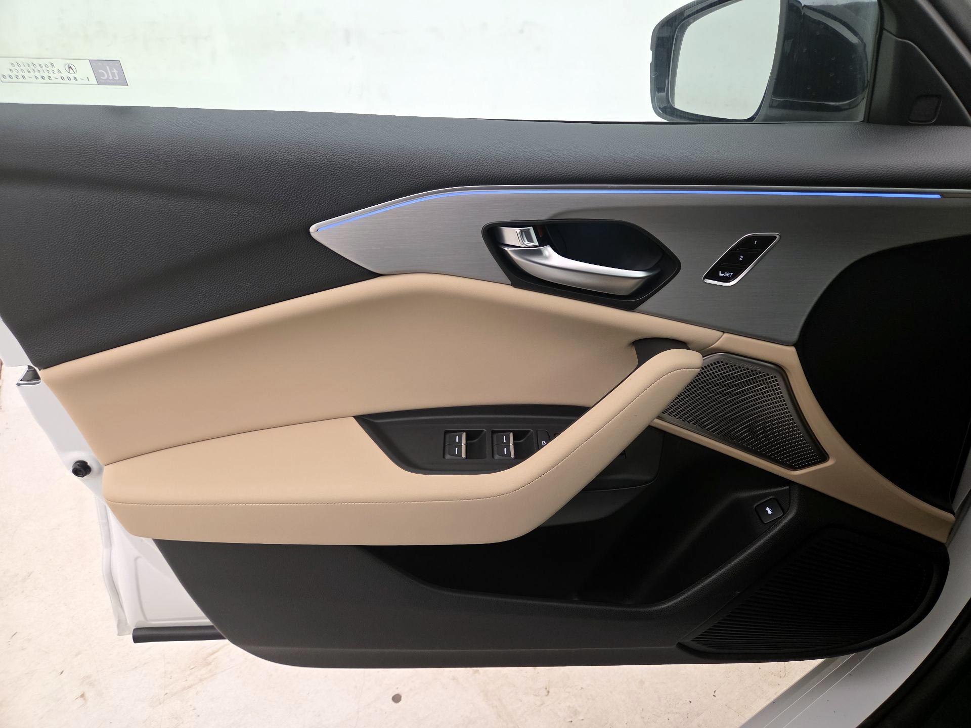 Thumbnail: 2025 Acura TLX - 12