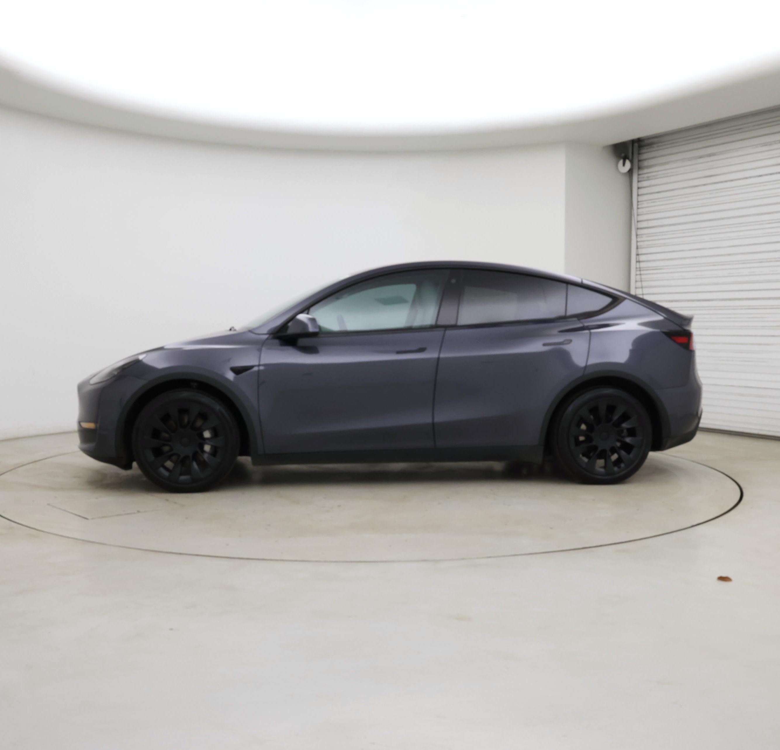 Thumbnail: 2023 Tesla Model Y - 3
