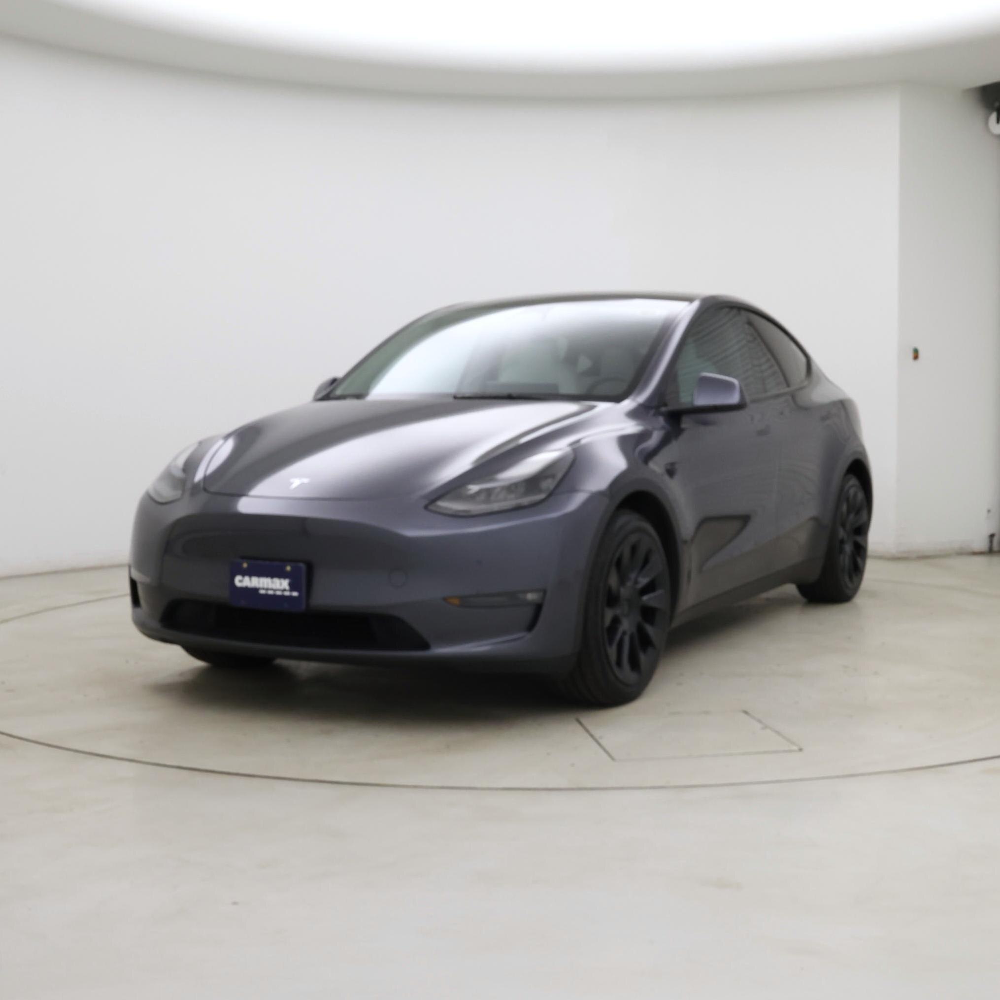 Thumbnail: 2023 Tesla Model Y - 4