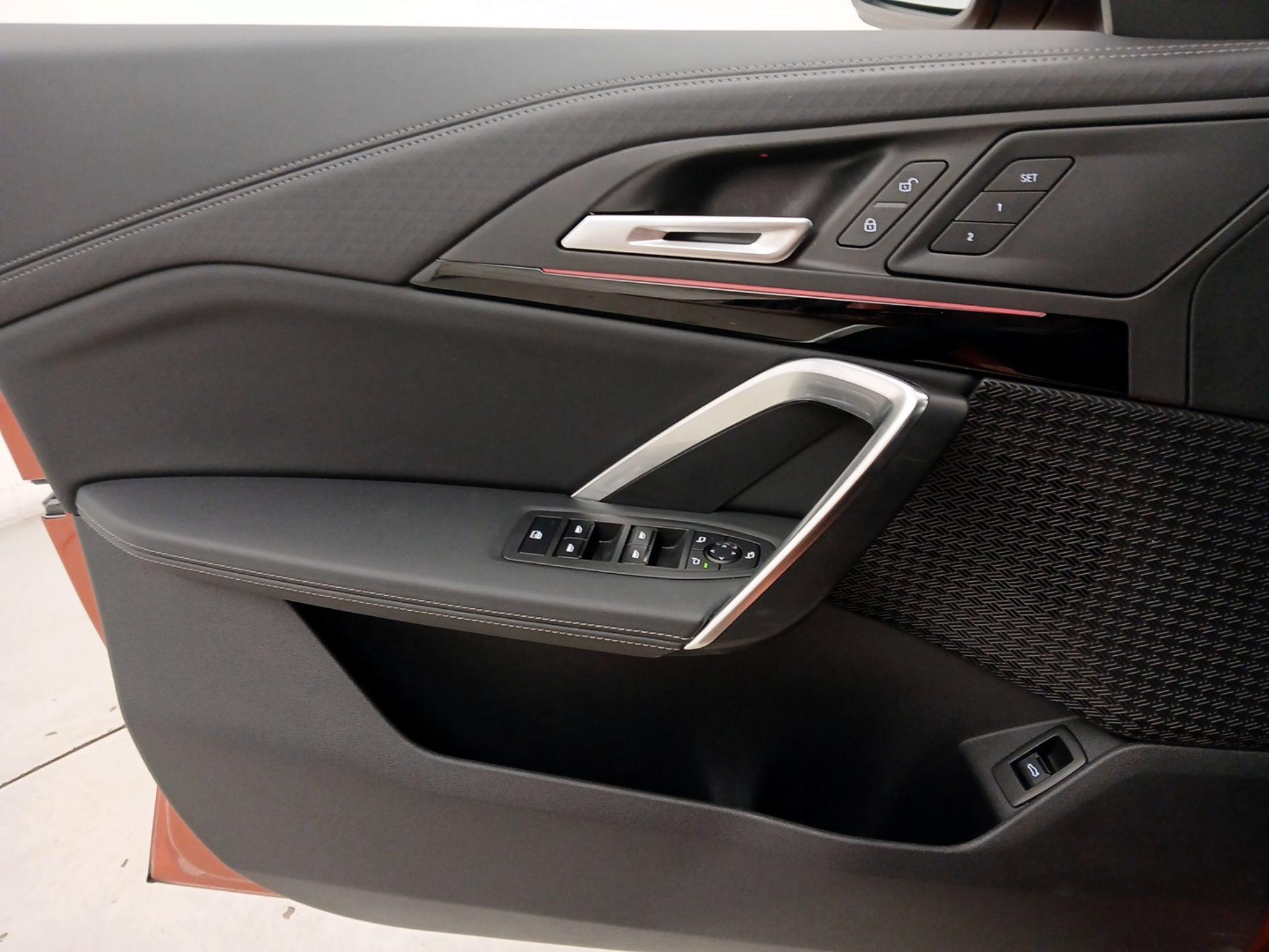 Thumbnail: 2025 BMW X2 - 12