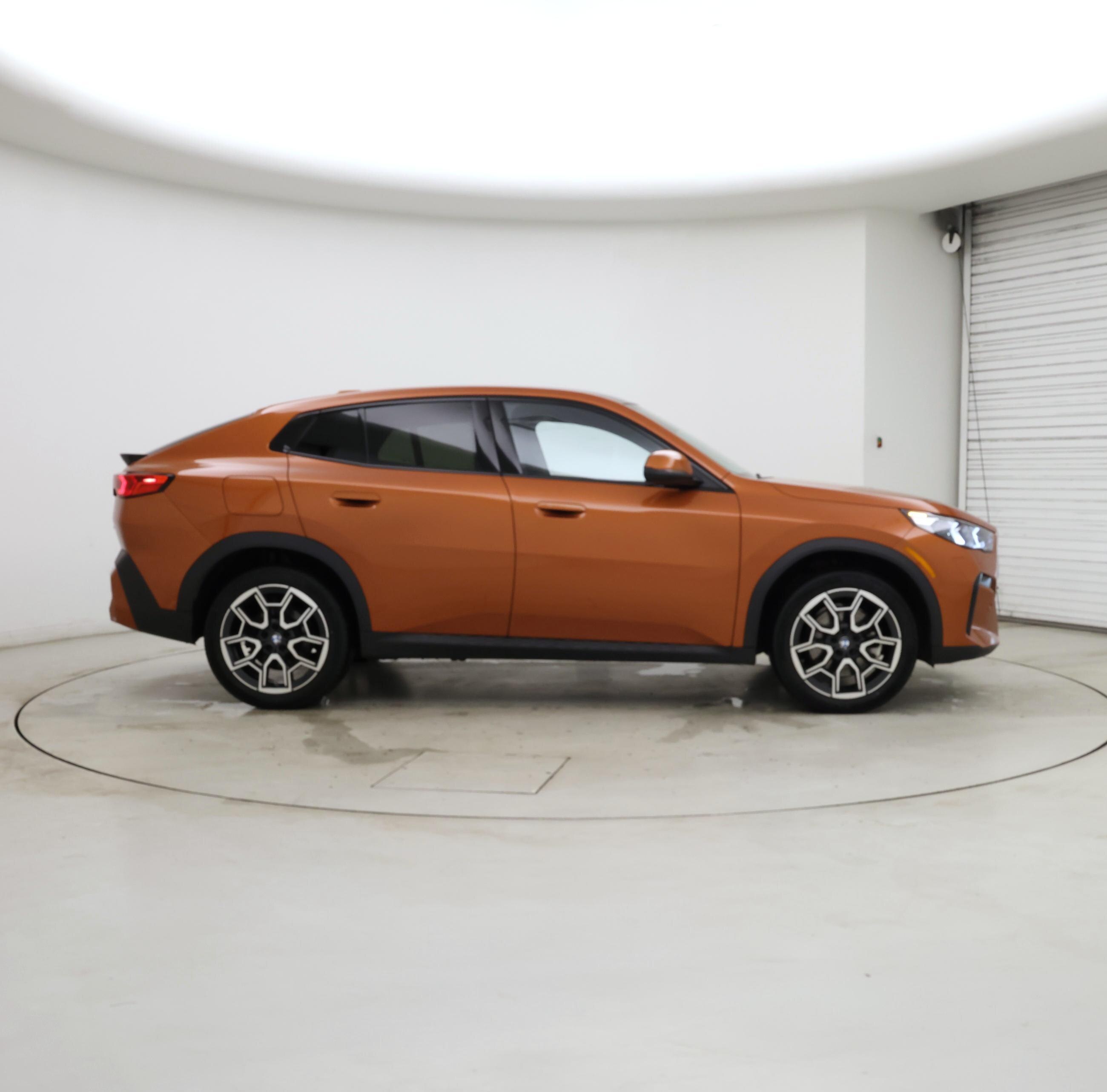 Thumbnail: 2025 BMW X2 - 7