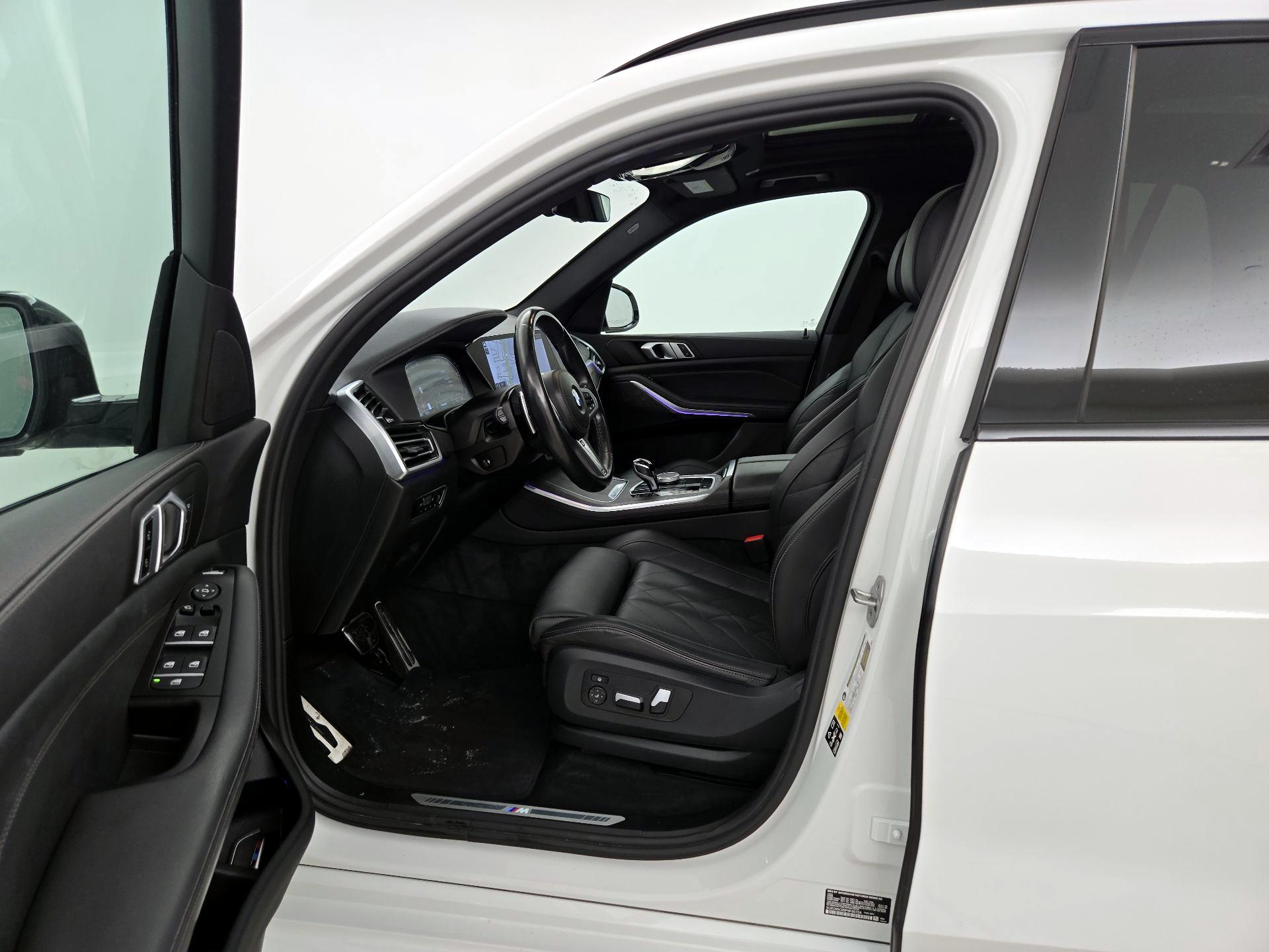 Thumbnail: 2023 BMW X5 - 11