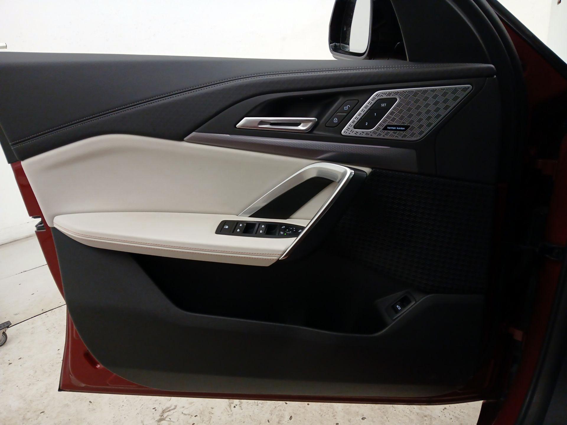 Thumbnail: 2025 BMW X2 - 12