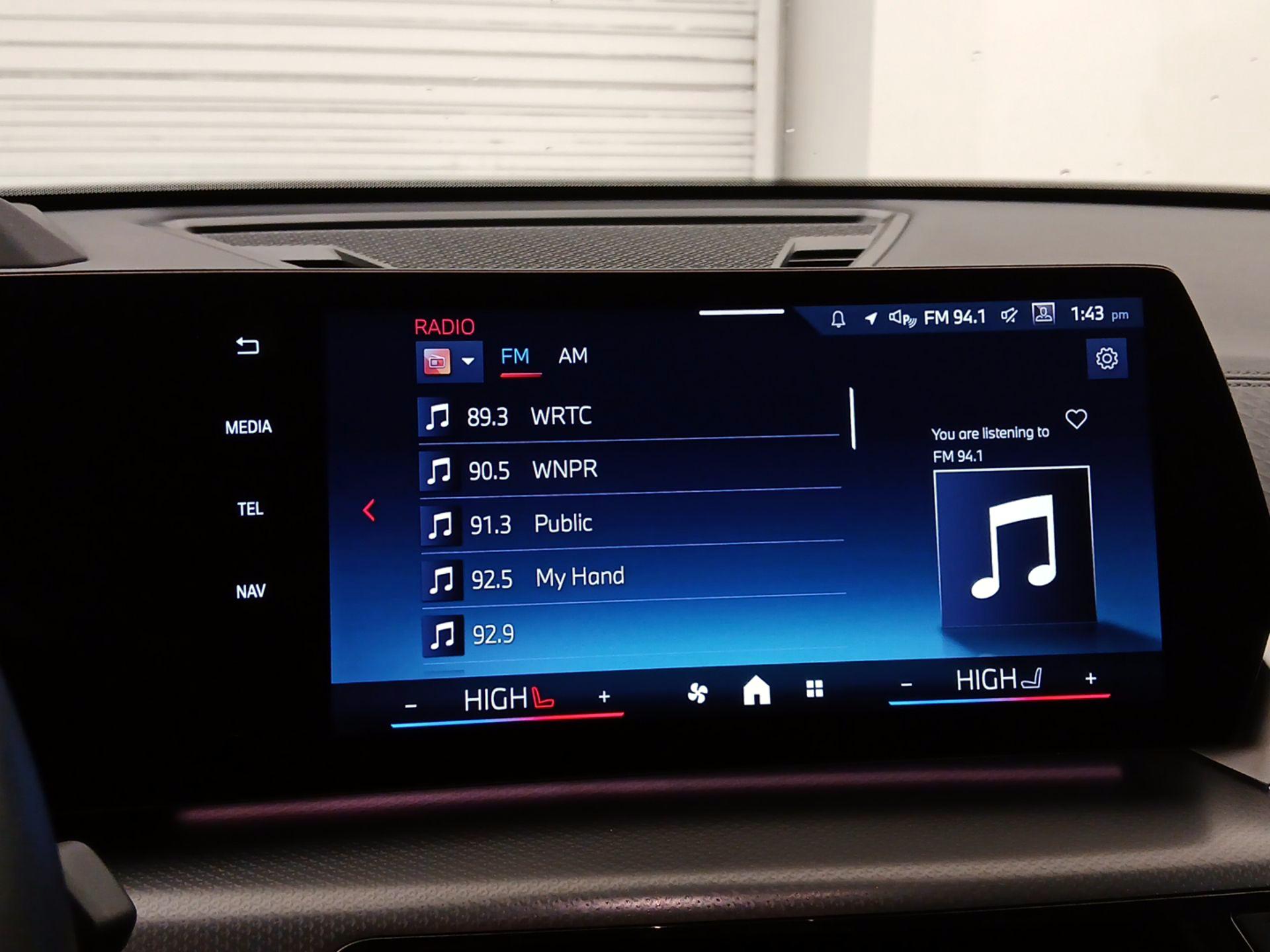 Thumbnail: 2025 BMW X2 - 15