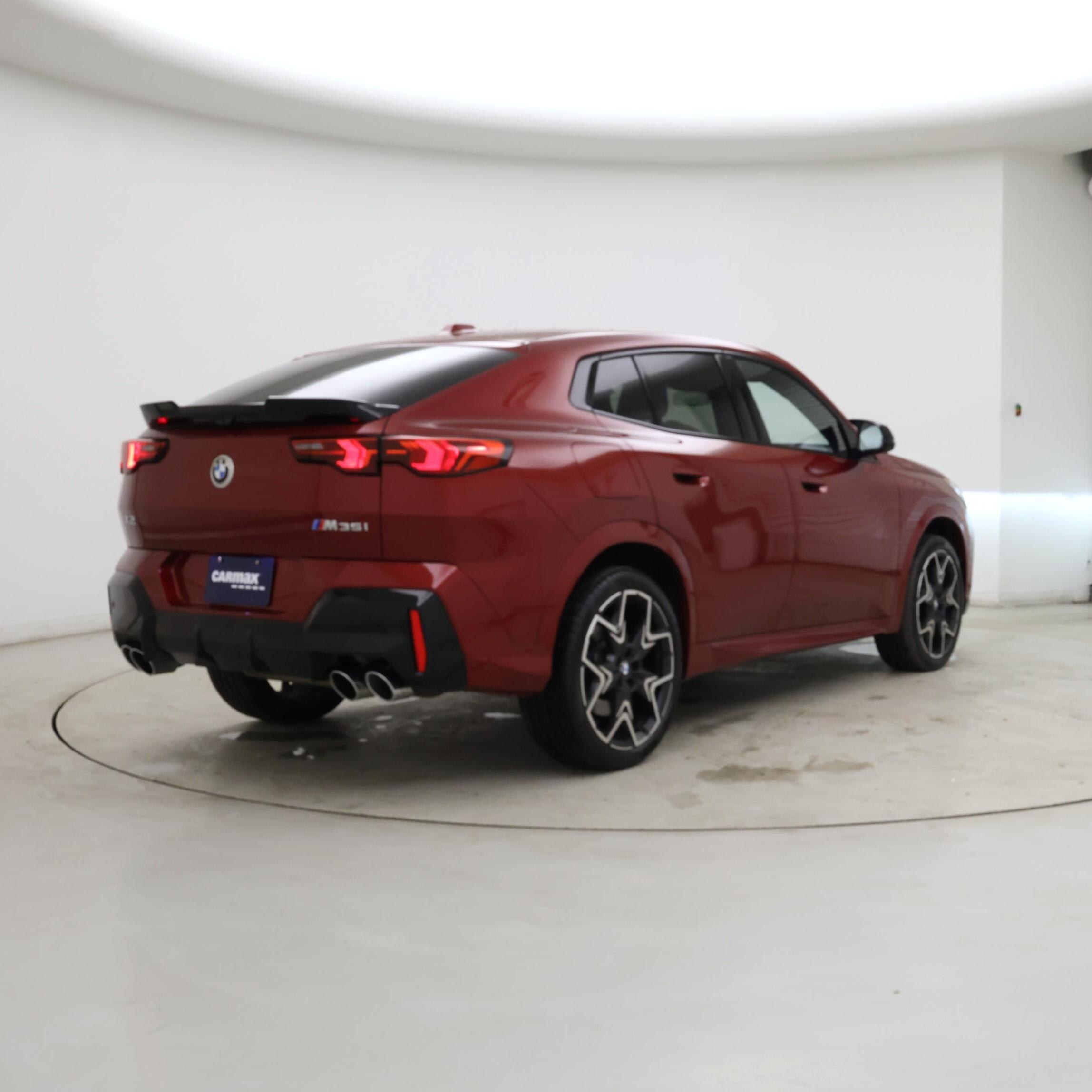 Thumbnail: 2025 BMW X2 - 8