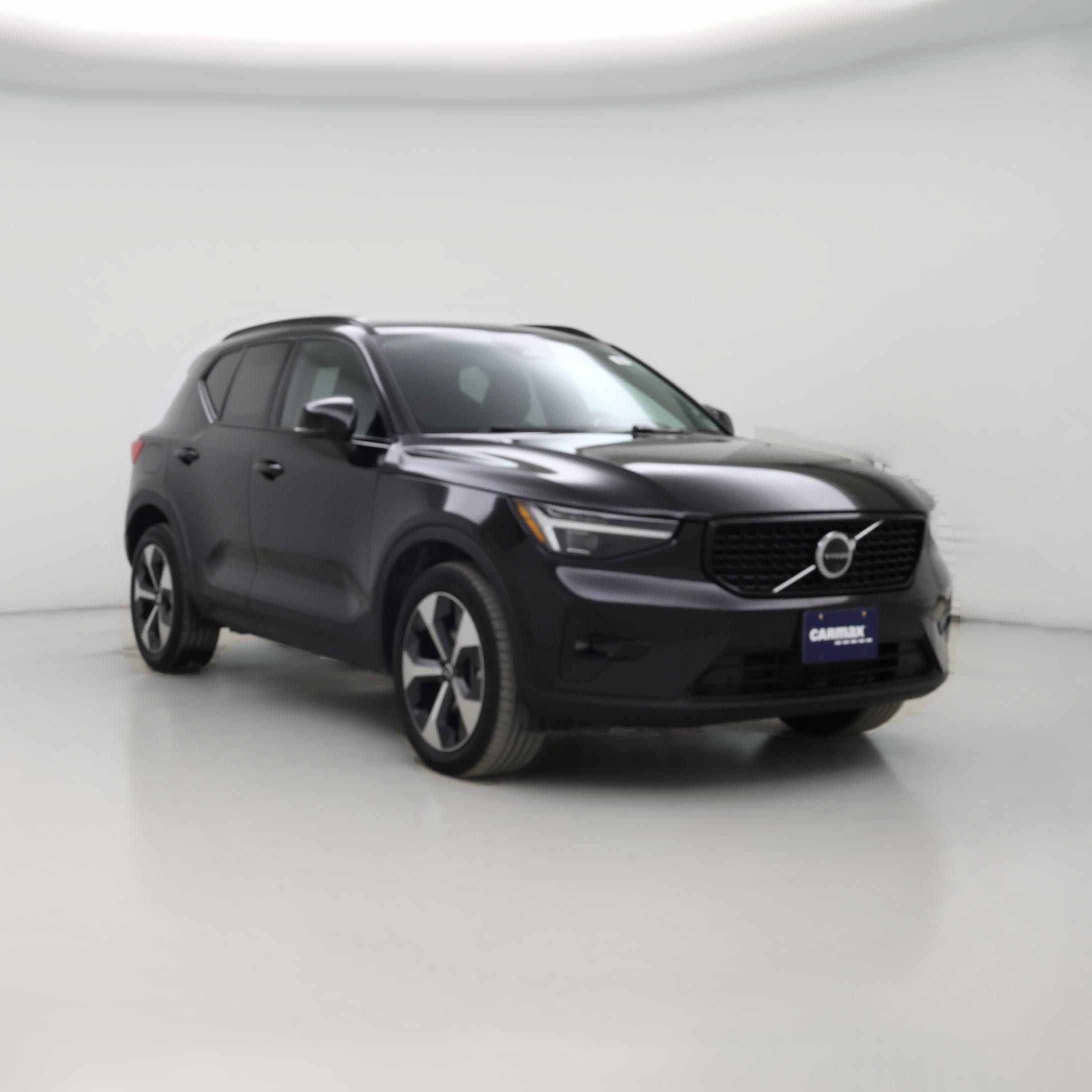 Thumbnail: 2025 Volvo XC40 - 1