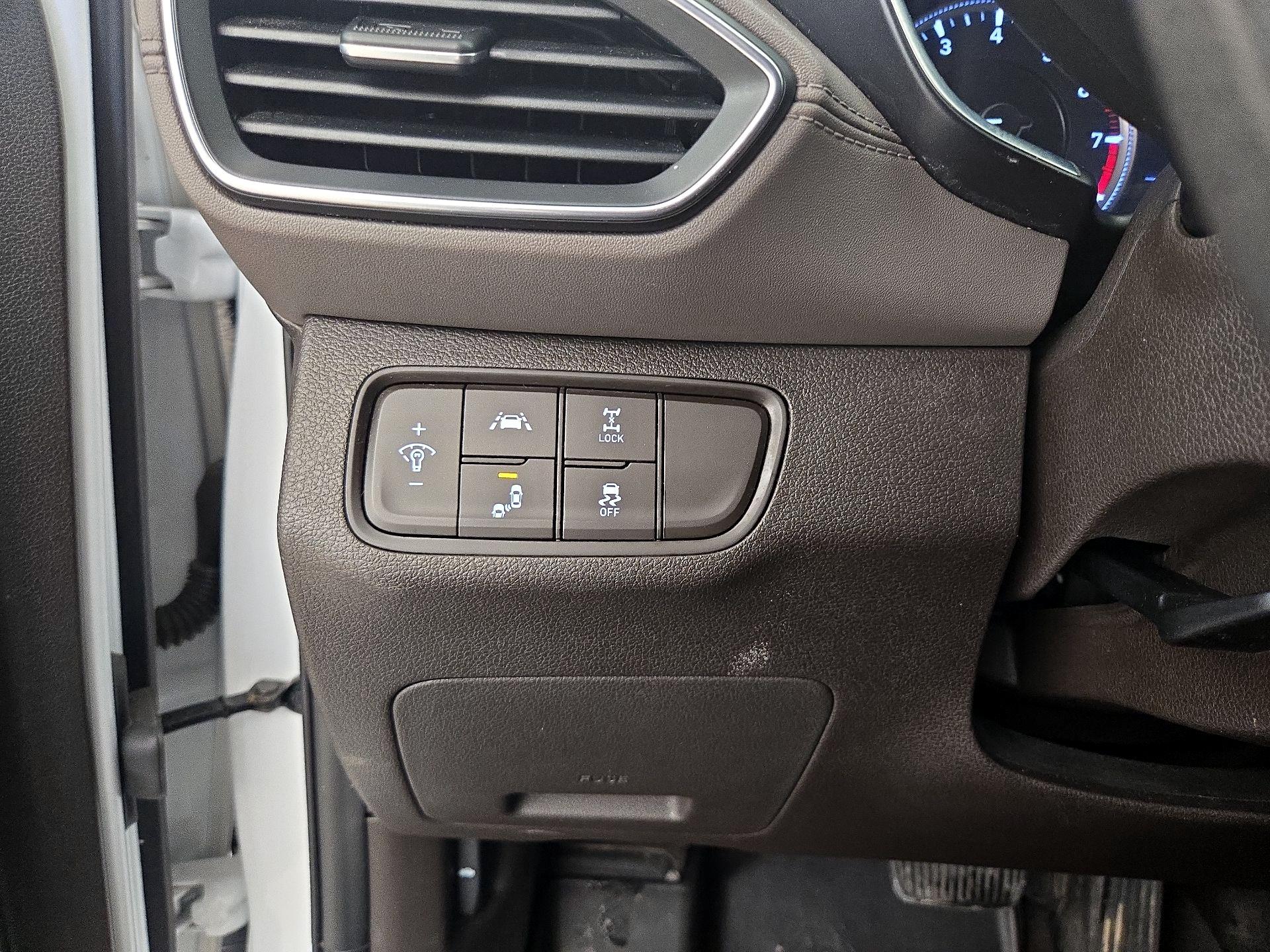 Thumbnail: 2019 Hyundai Santa Fe - 13