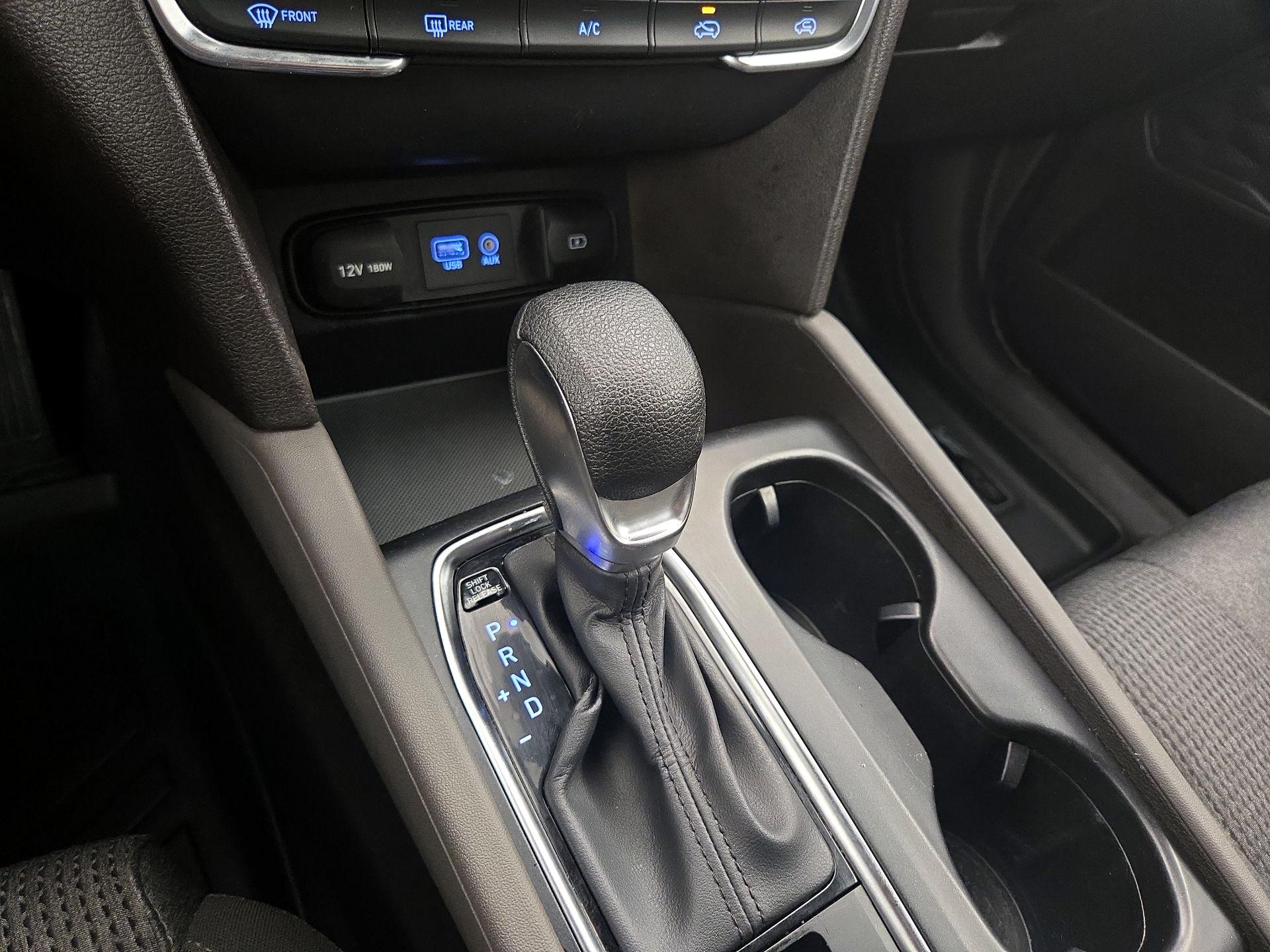 Thumbnail: 2019 Hyundai Santa Fe - 16