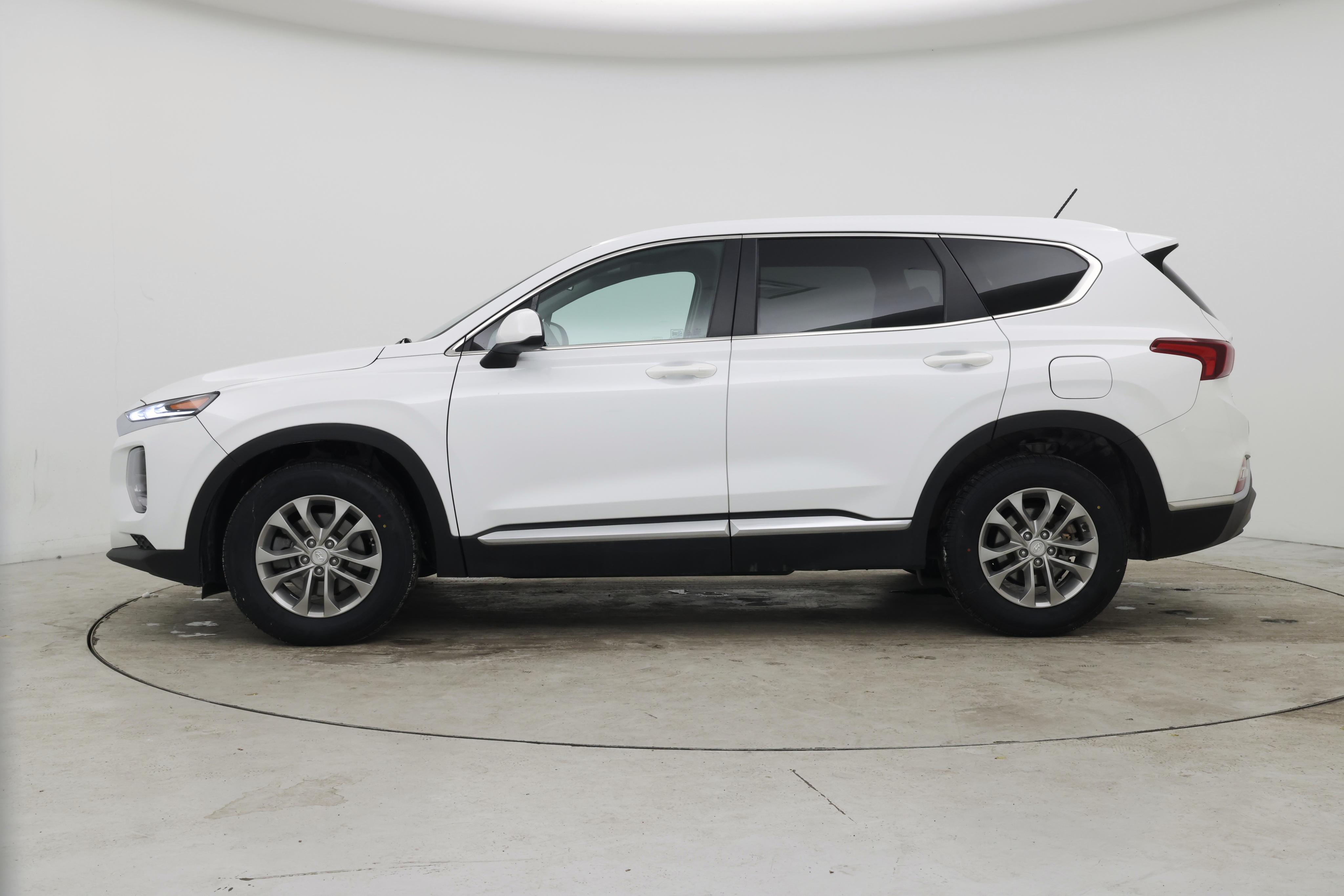 Thumbnail: 2019 Hyundai Santa Fe - 3