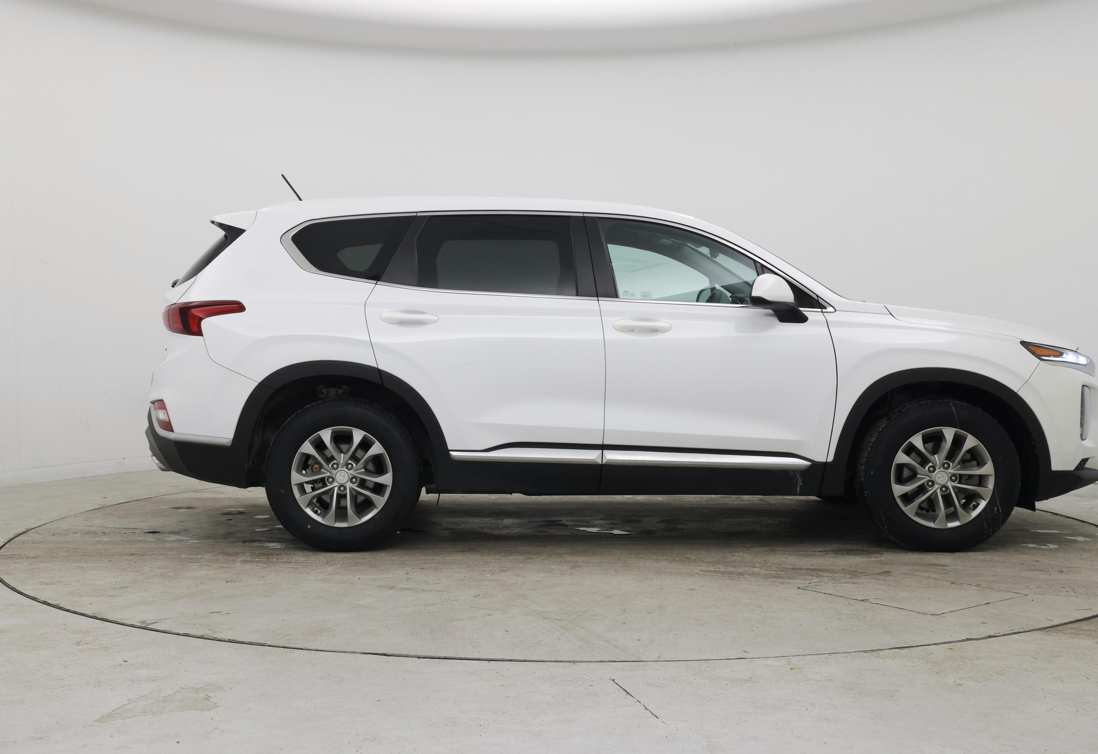 Thumbnail: 2019 Hyundai Santa Fe - 7