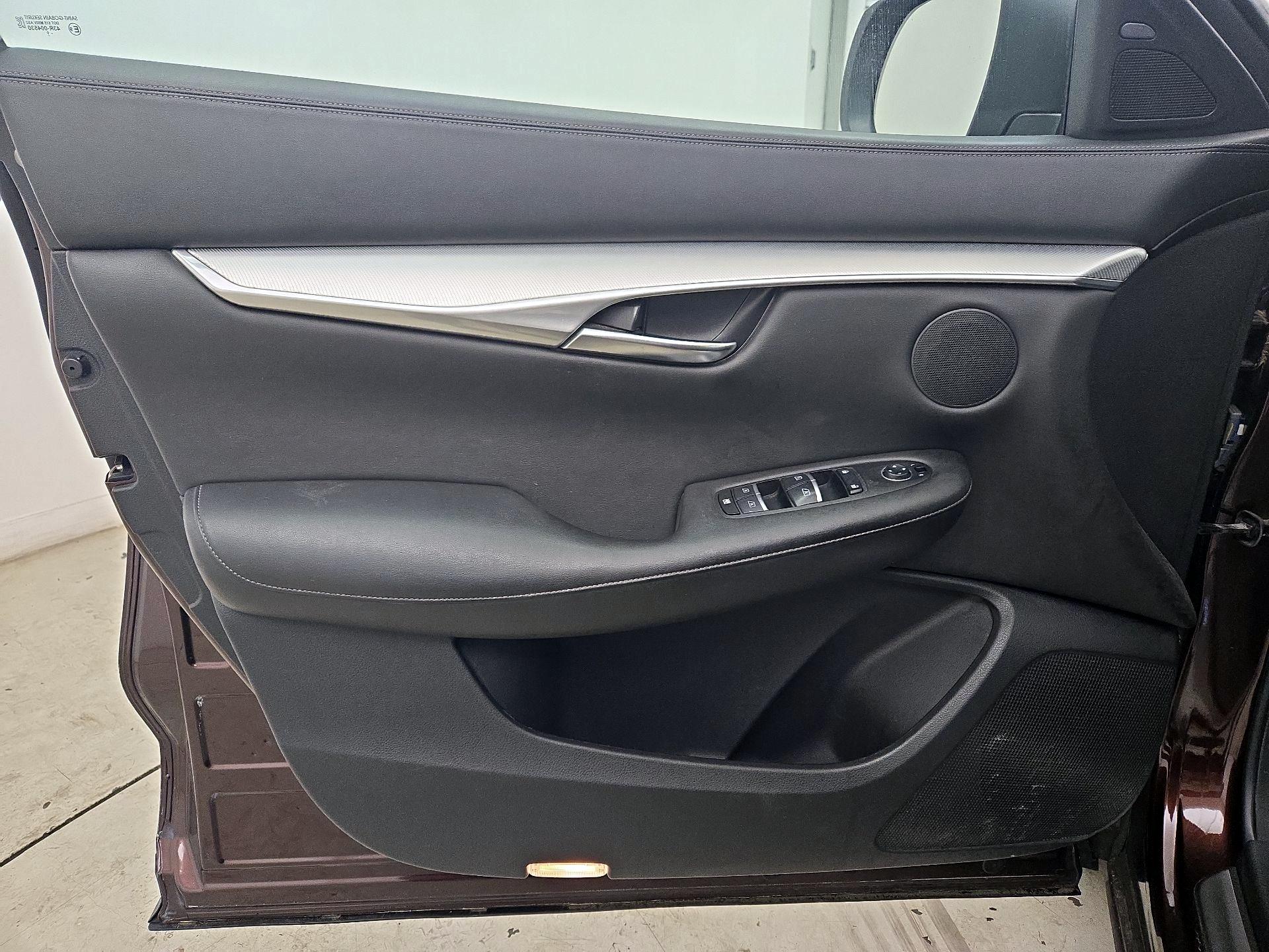 Thumbnail: 2020 INFINITI QX50 - 12