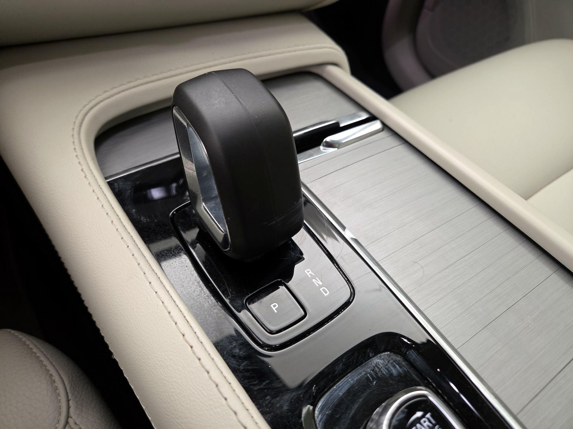 Thumbnail: 2024 Volvo XC90 - 17