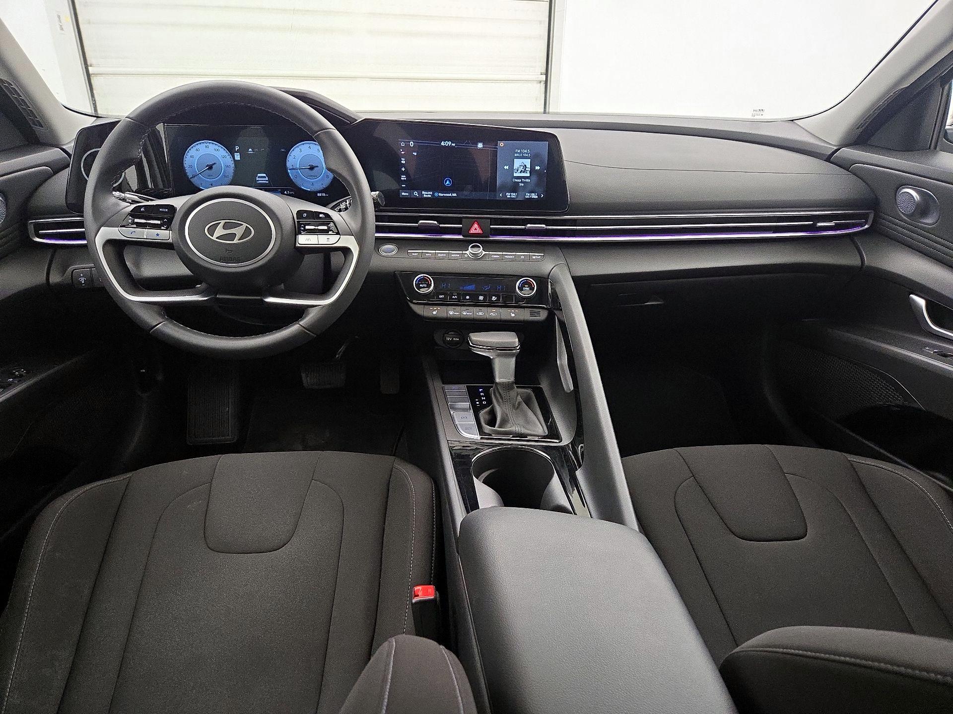 Thumbnail: 2024 Hyundai Elantra - 9