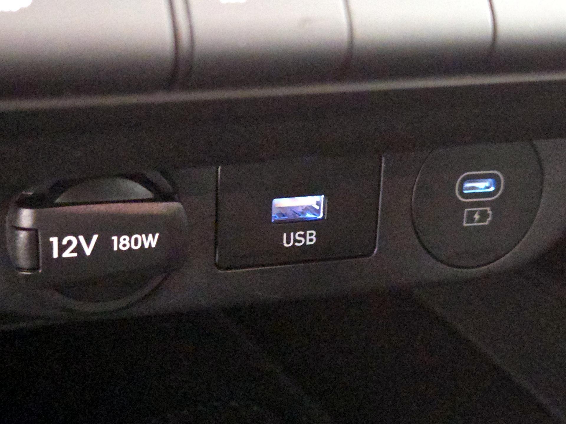 Thumbnail: 2024 Hyundai Elantra - 19