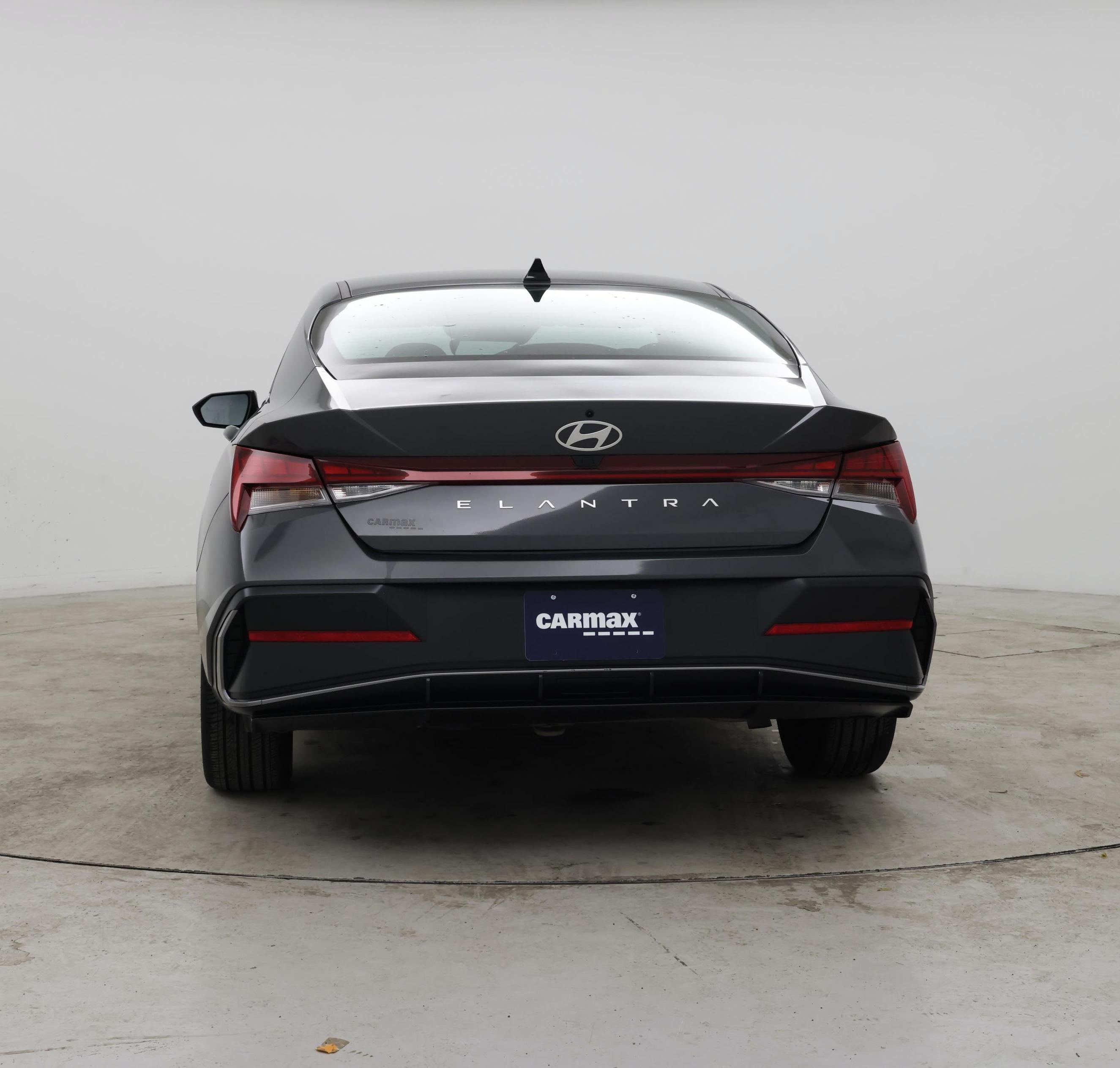 Thumbnail: 2024 Hyundai Elantra - 6