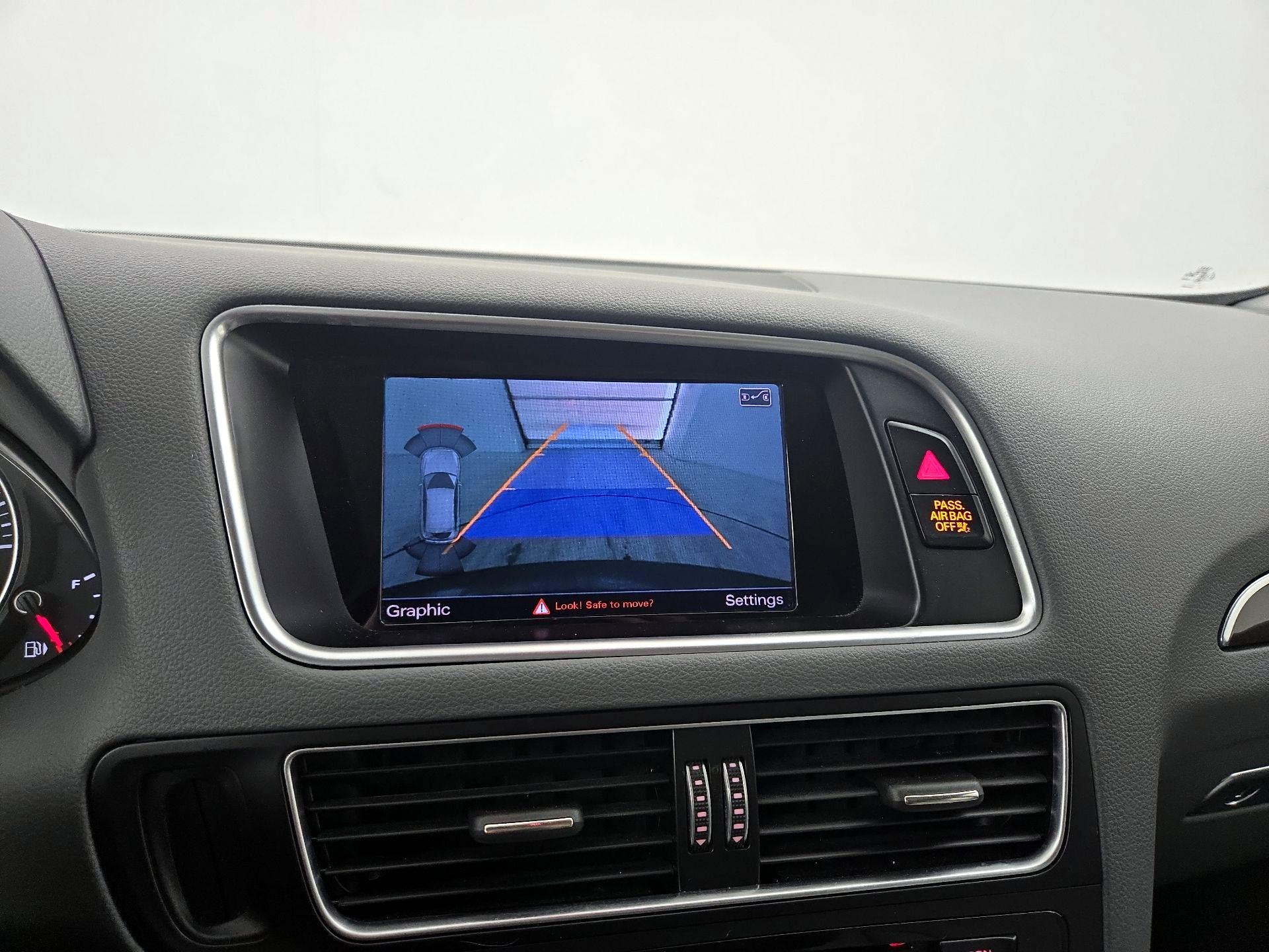 Thumbnail: 2016 Audi Q5 - 15