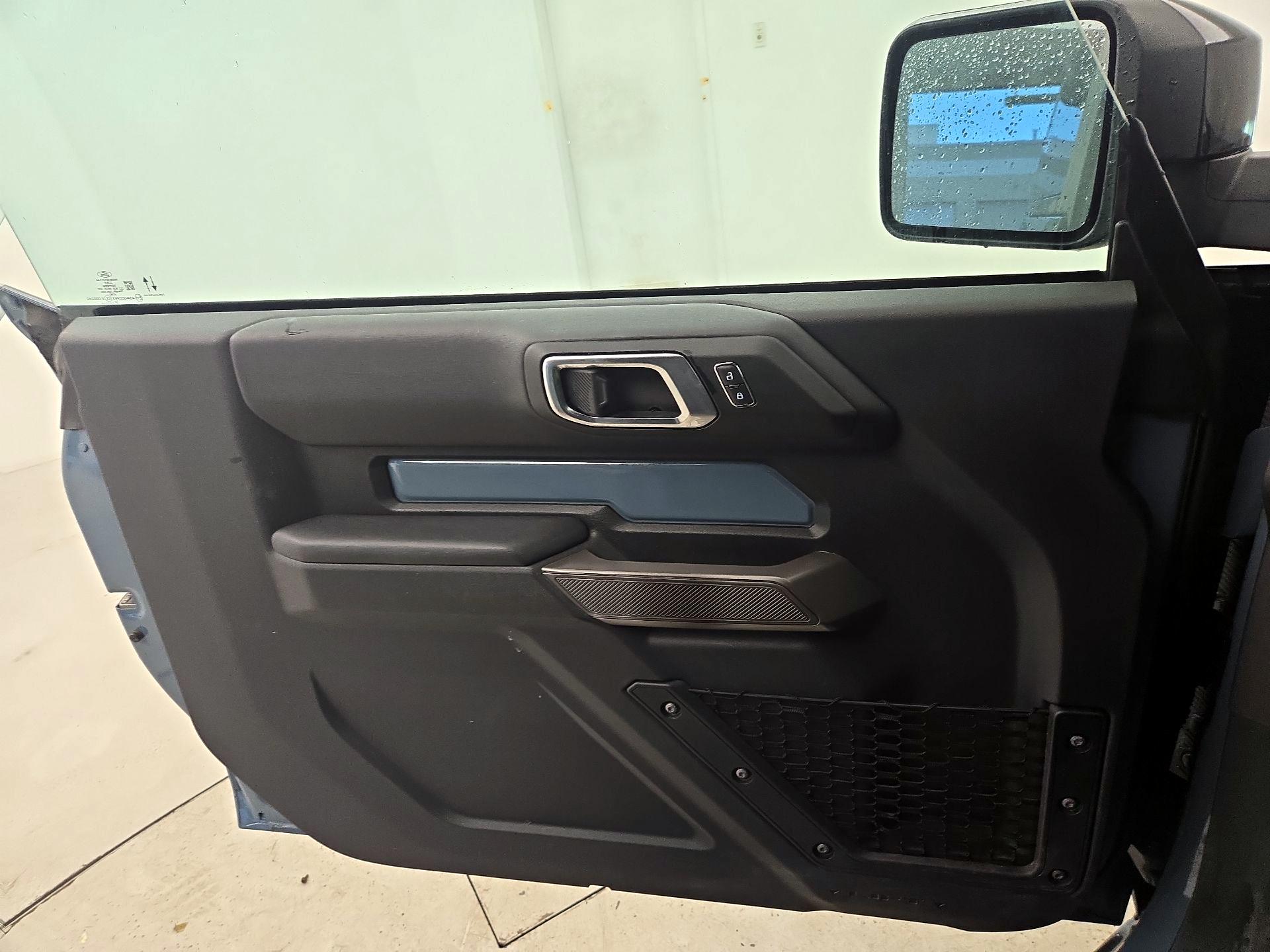 Thumbnail: 2021 Ford Bronco - 12