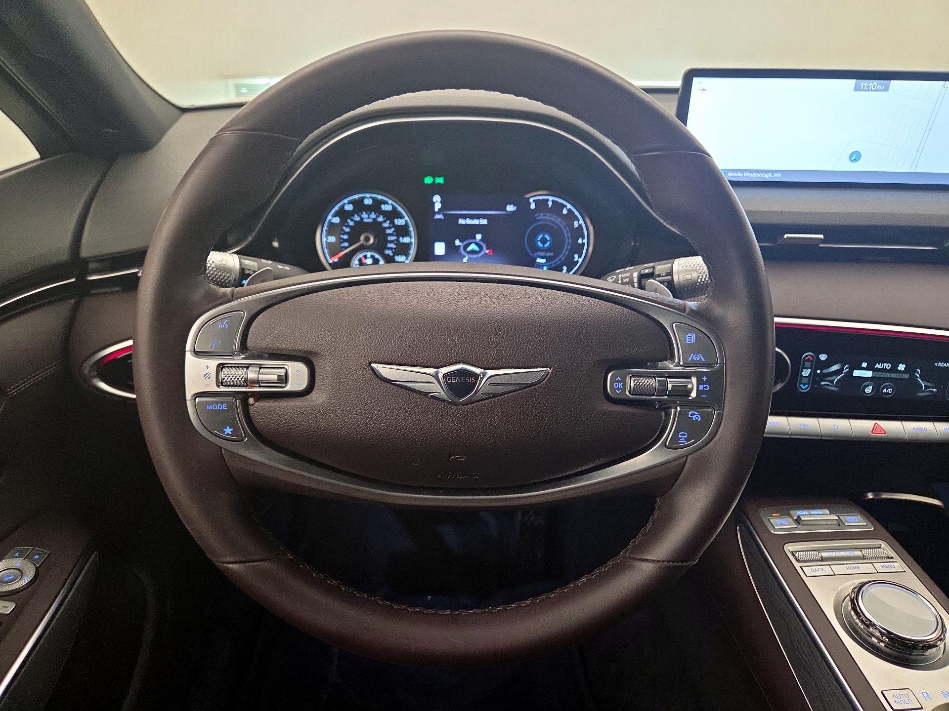 Thumbnail: 2023 Genesis GV70 - 10