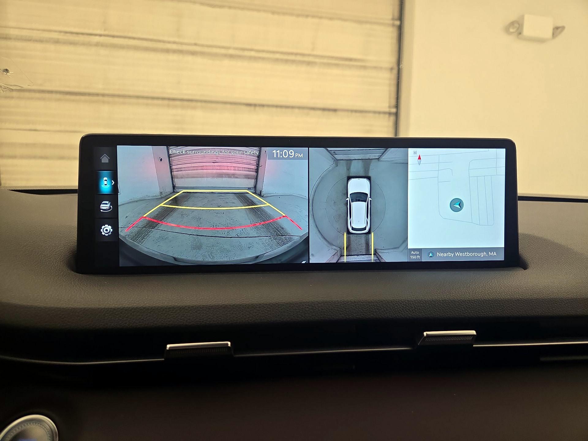 Thumbnail: 2023 Genesis GV70 - 15