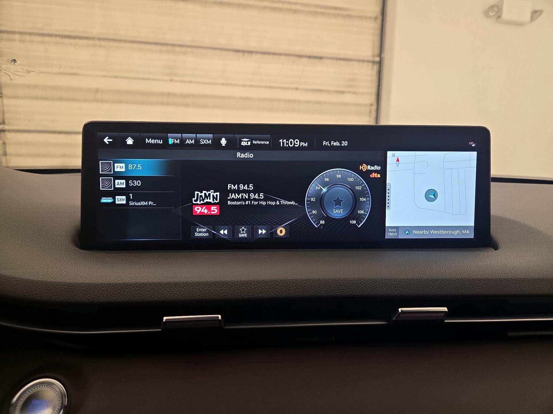 Thumbnail: 2023 Genesis GV70 - 16