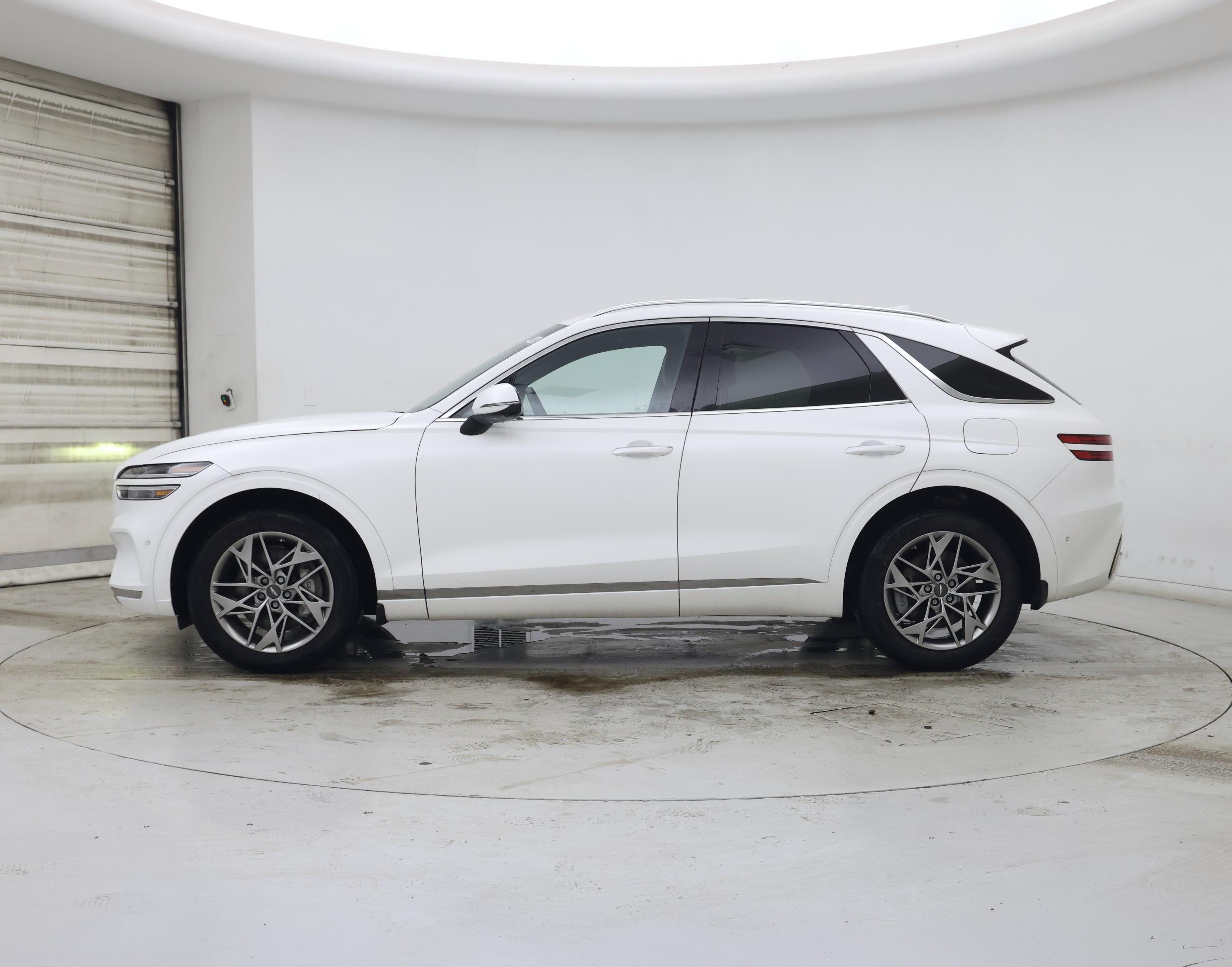 Thumbnail: 2023 Genesis GV70 - 3