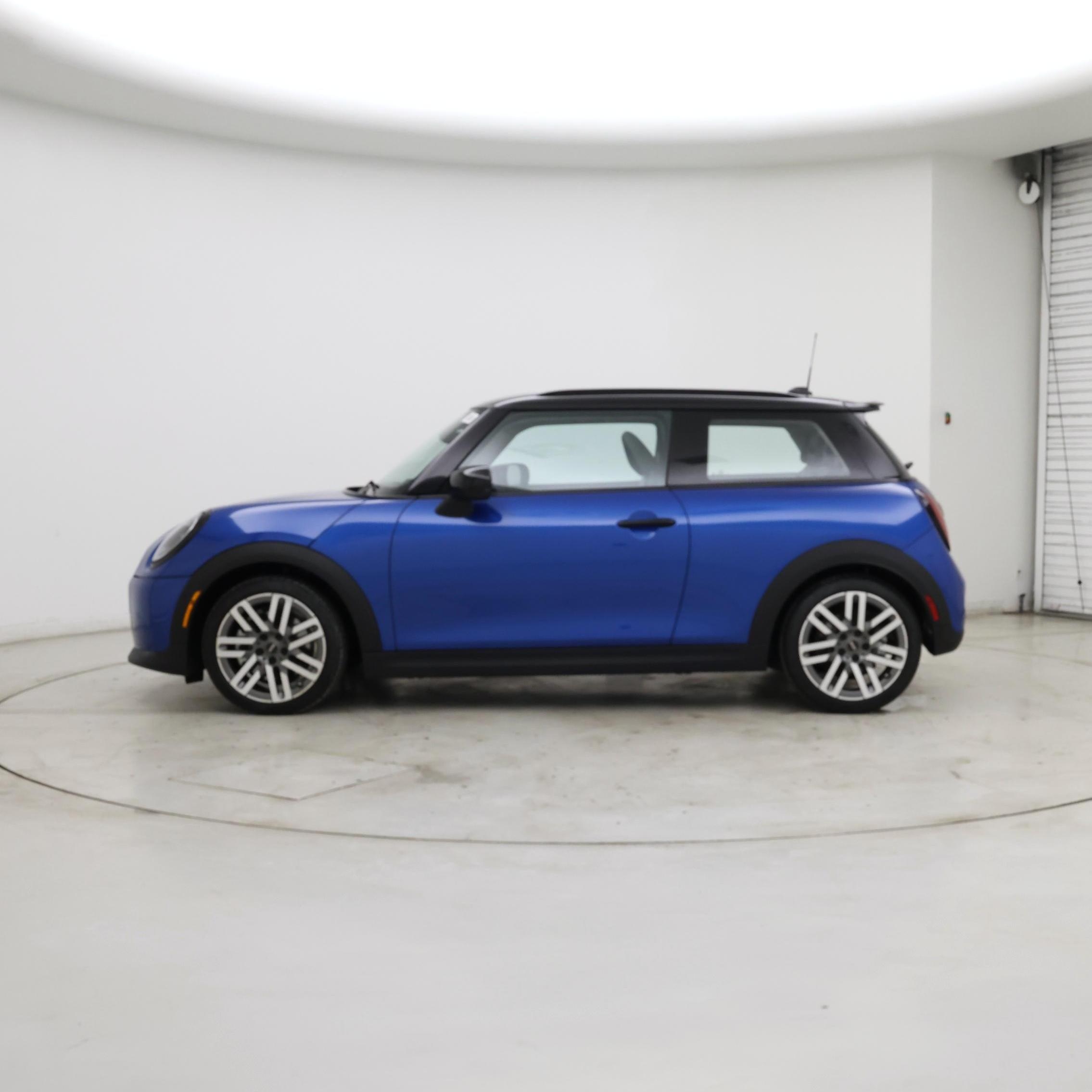 Thumbnail: 2025 MINI Cooper Hardtop - 3