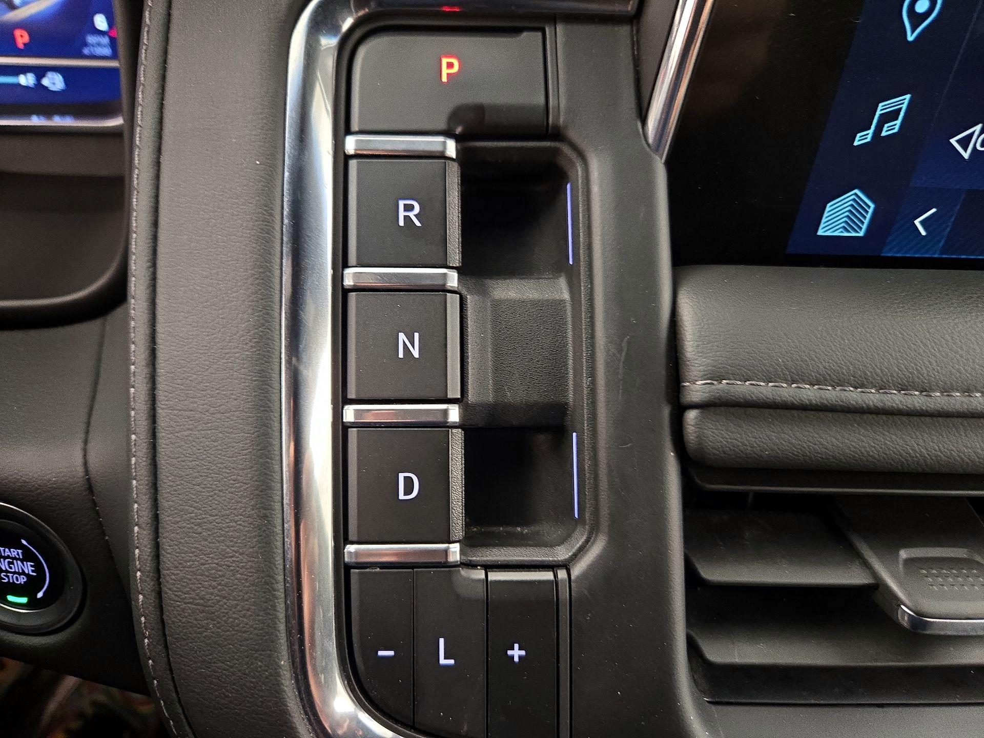 Thumbnail: 2024 Chevrolet Suburban - 17