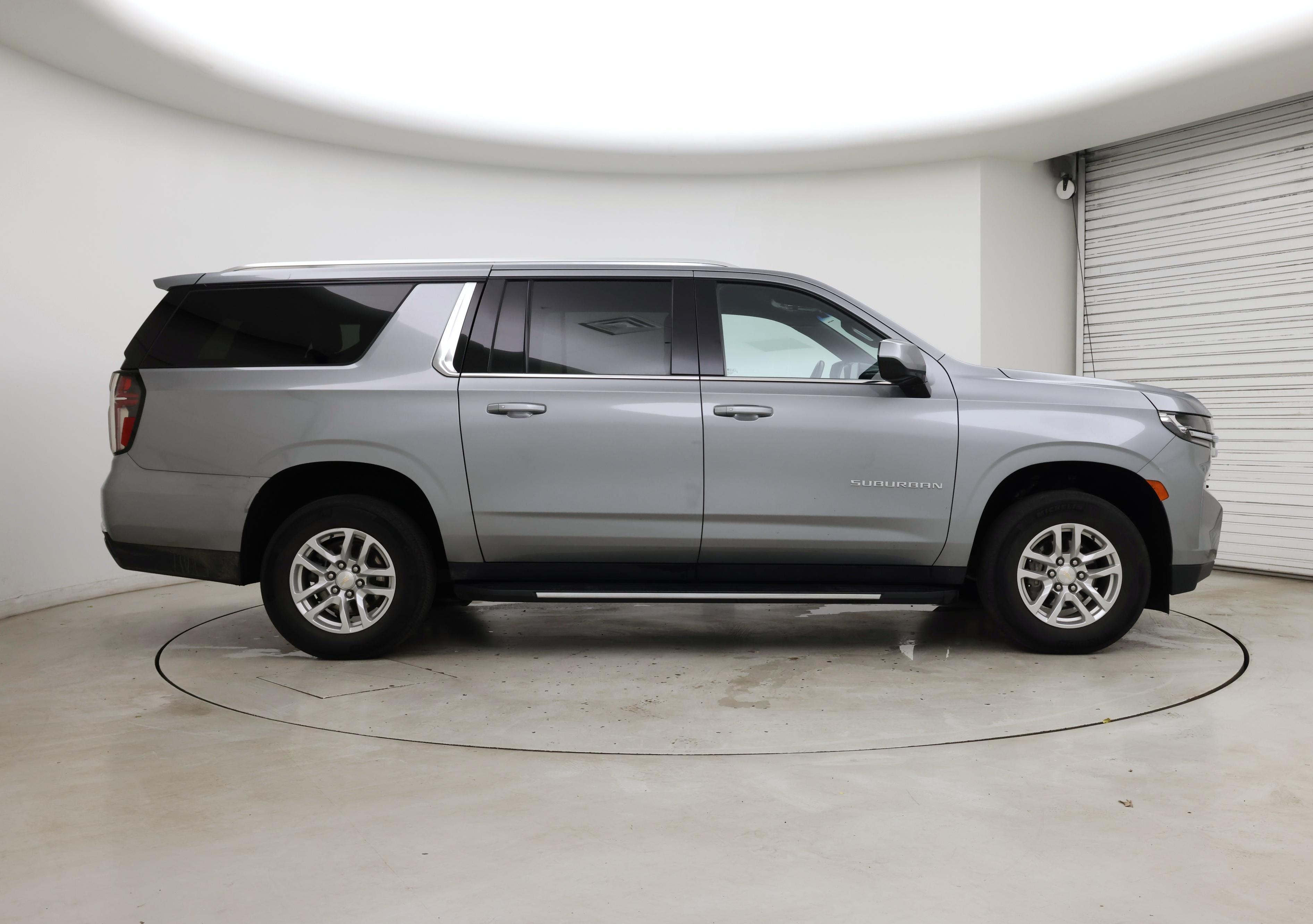 Thumbnail: 2024 Chevrolet Suburban - 7