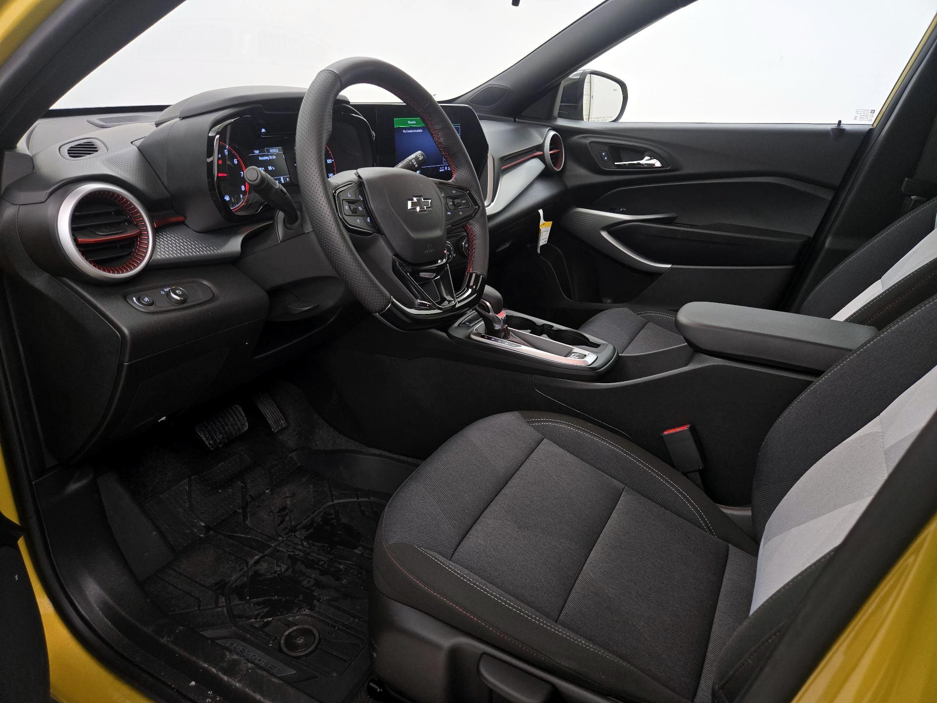 Thumbnail: 2025 Chevrolet Trax - 11