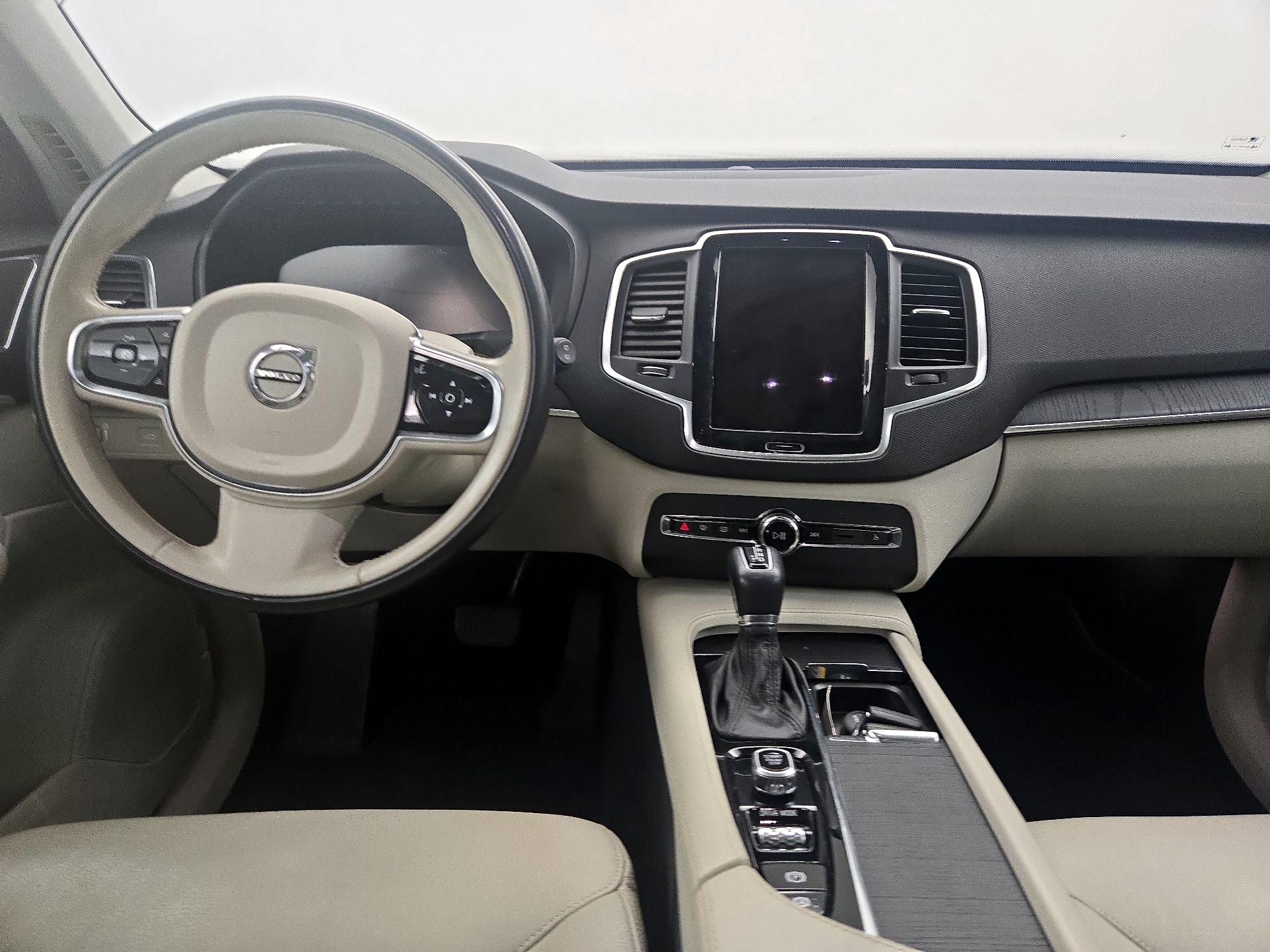 Thumbnail: 2020 Volvo XC90 - 9