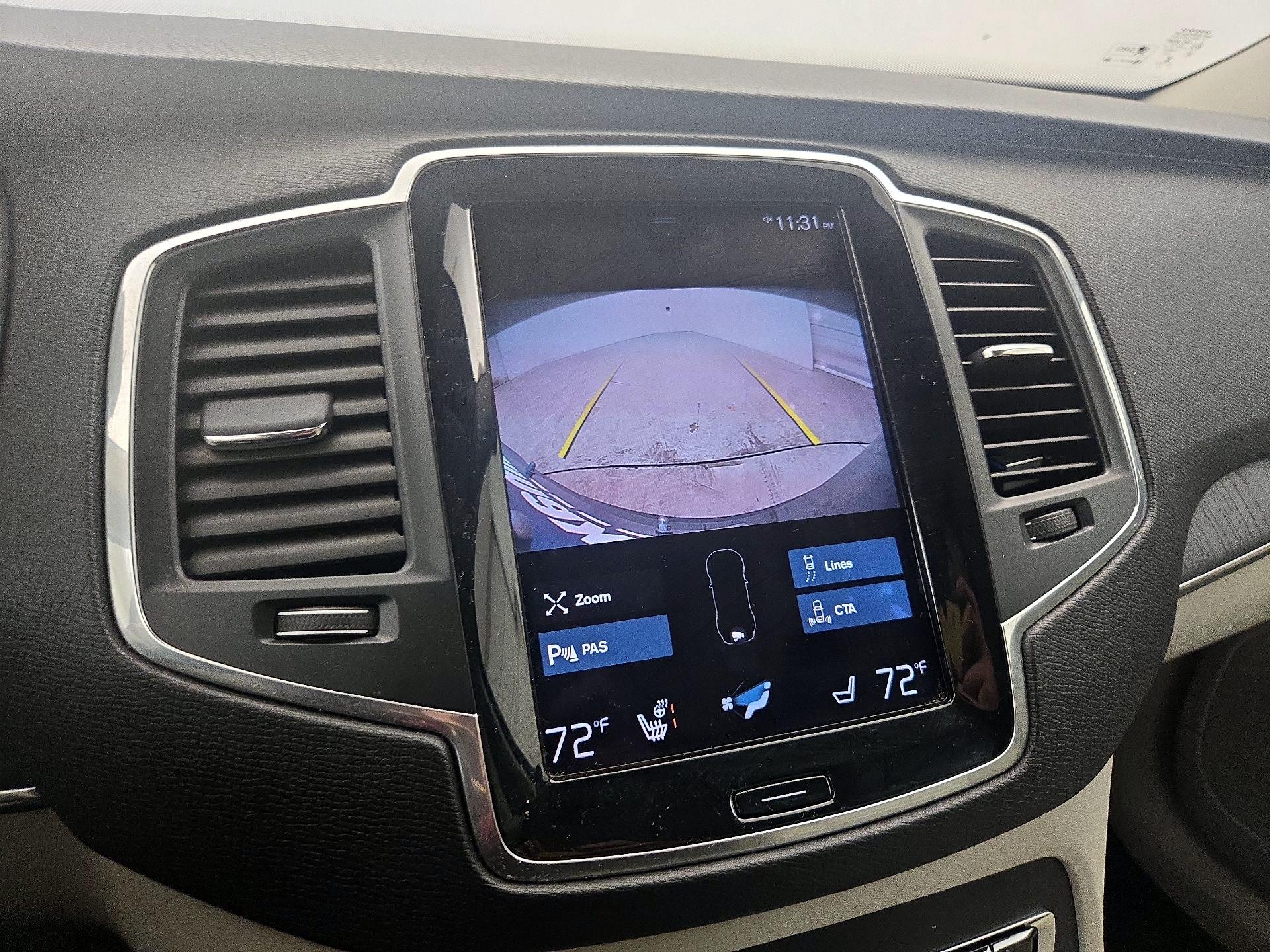 Thumbnail: 2020 Volvo XC90 - 14