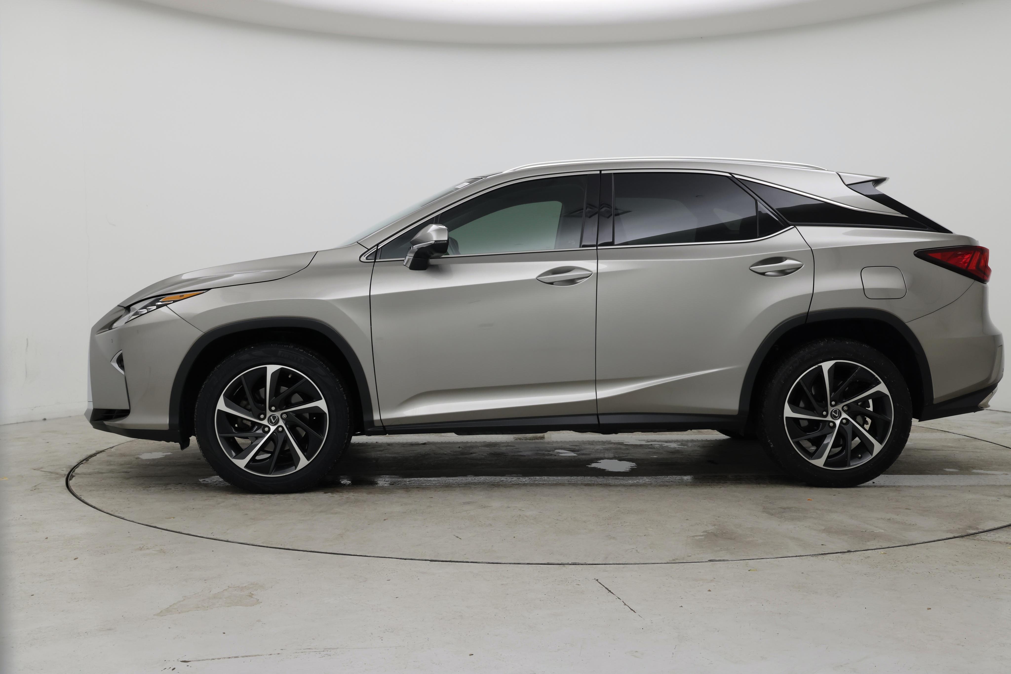 Thumbnail: 2019 Lexus RX - 3
