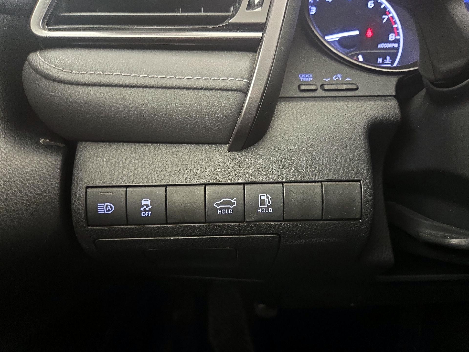 Thumbnail: 2023 Toyota Camry - 13