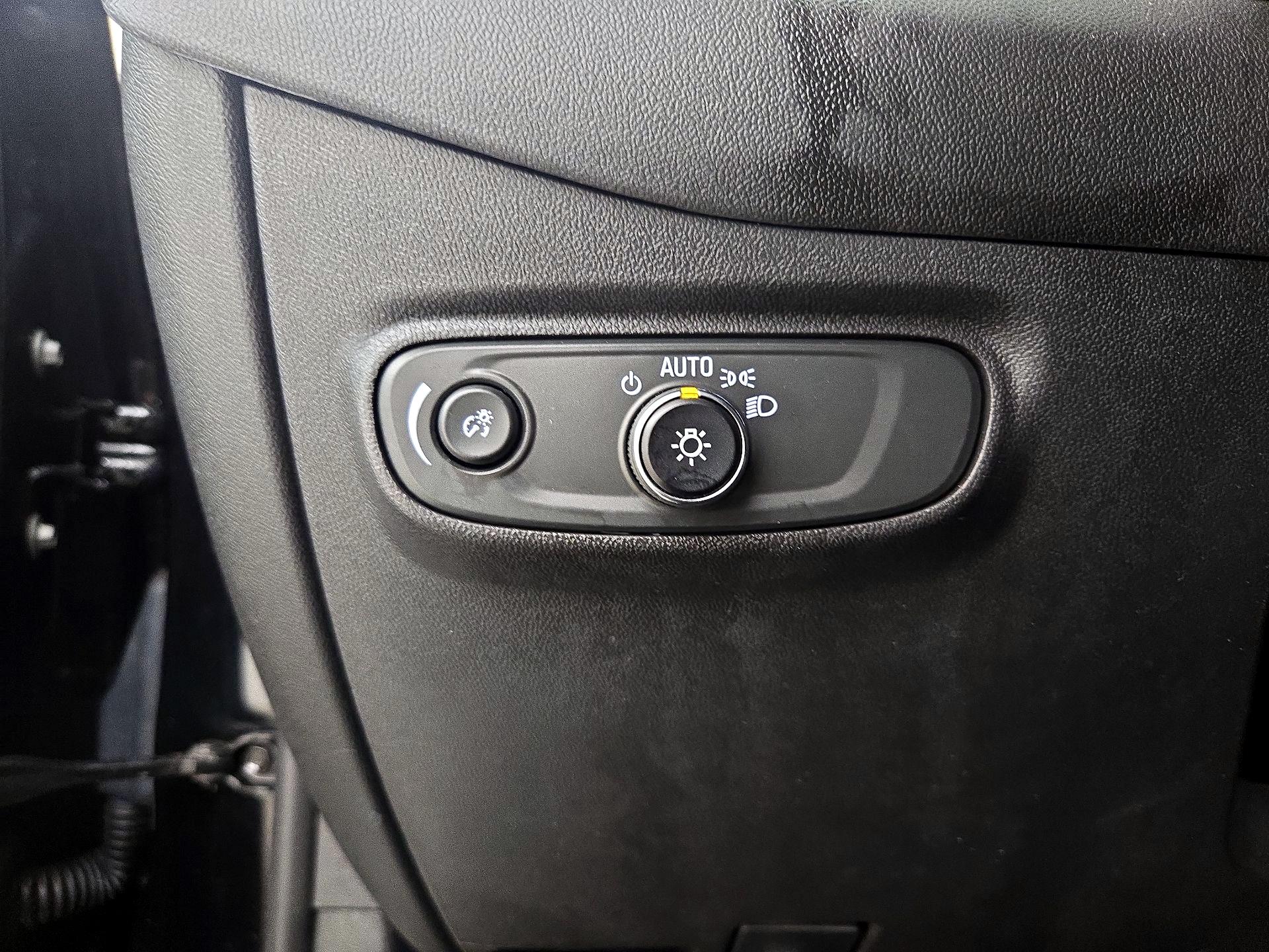 Thumbnail: 2023 Chevrolet Equinox - 13