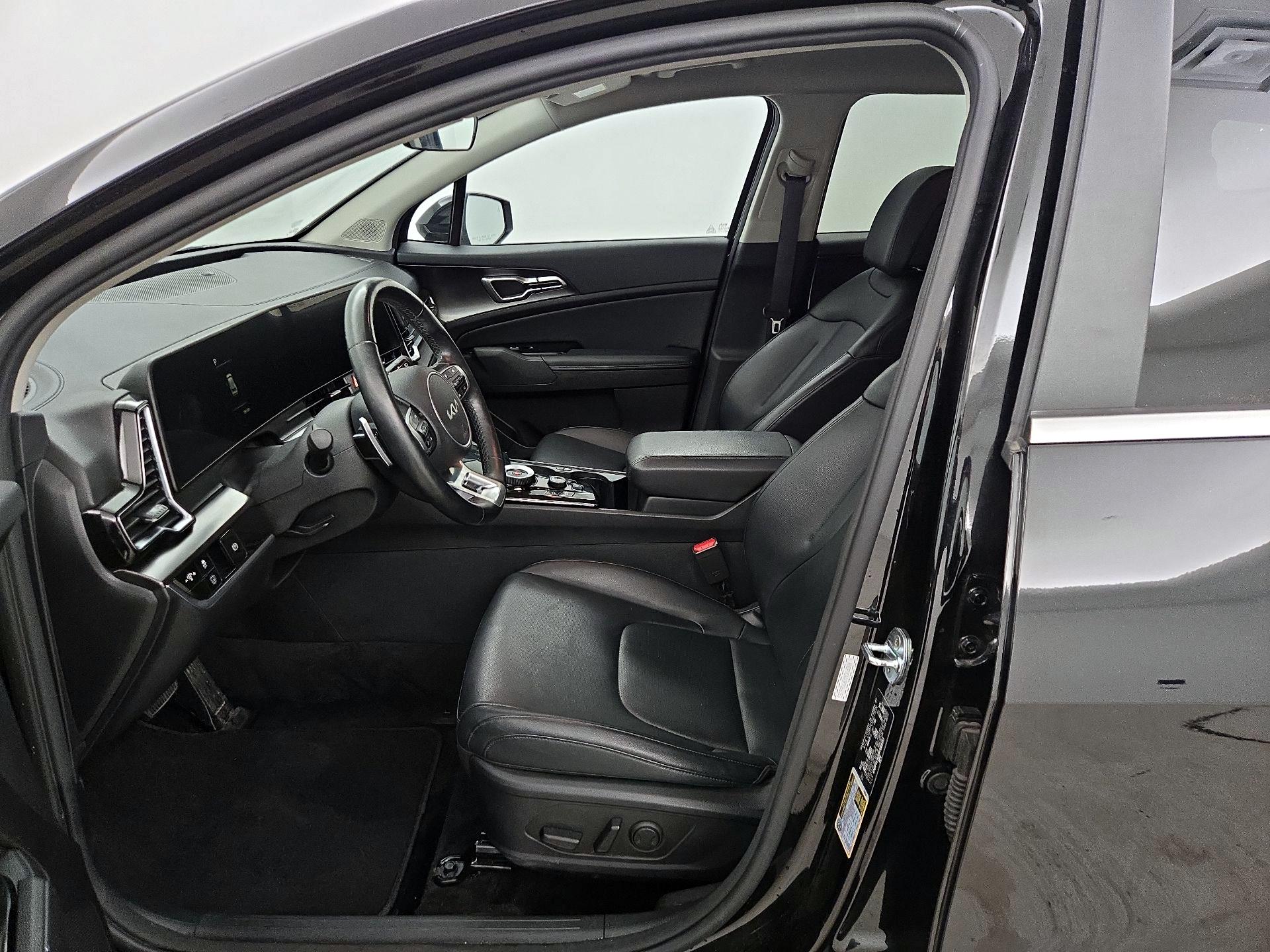 Thumbnail: 2023 Kia Sportage - 11