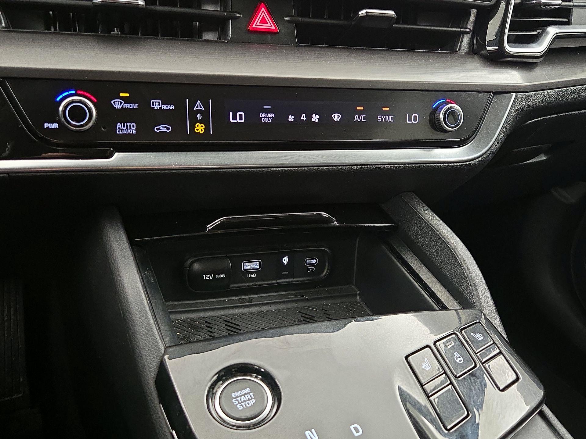 Thumbnail: 2023 Kia Sportage - 17