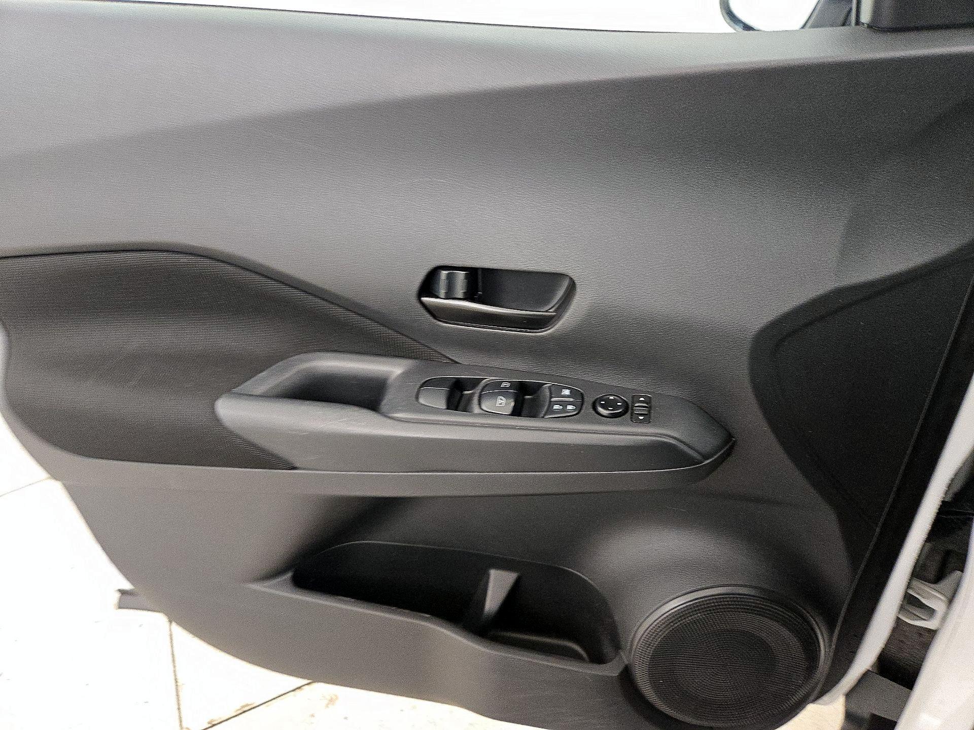 Thumbnail: 2022 Nissan Kicks - 12