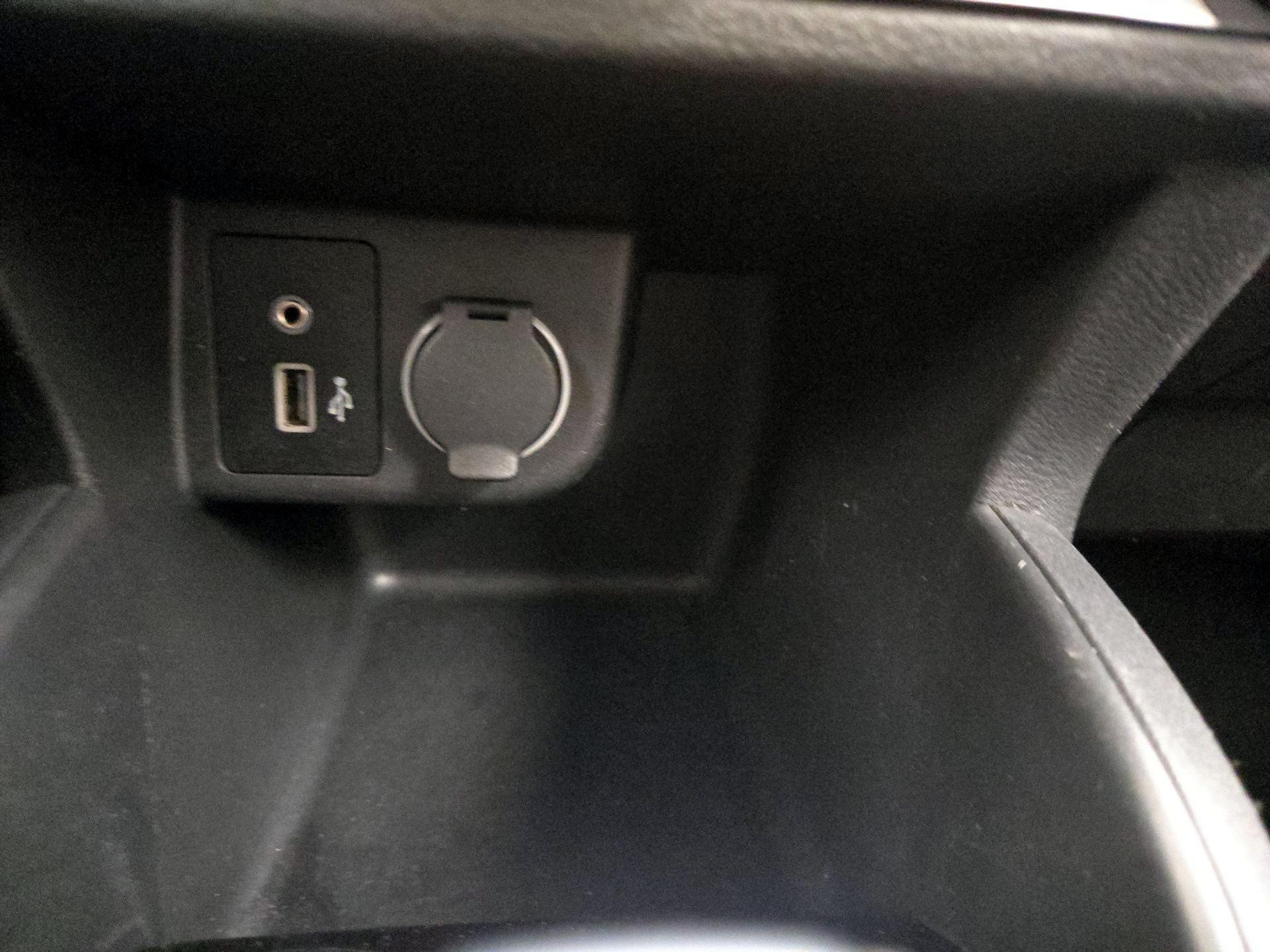 Thumbnail: 2022 Nissan Kicks - 18