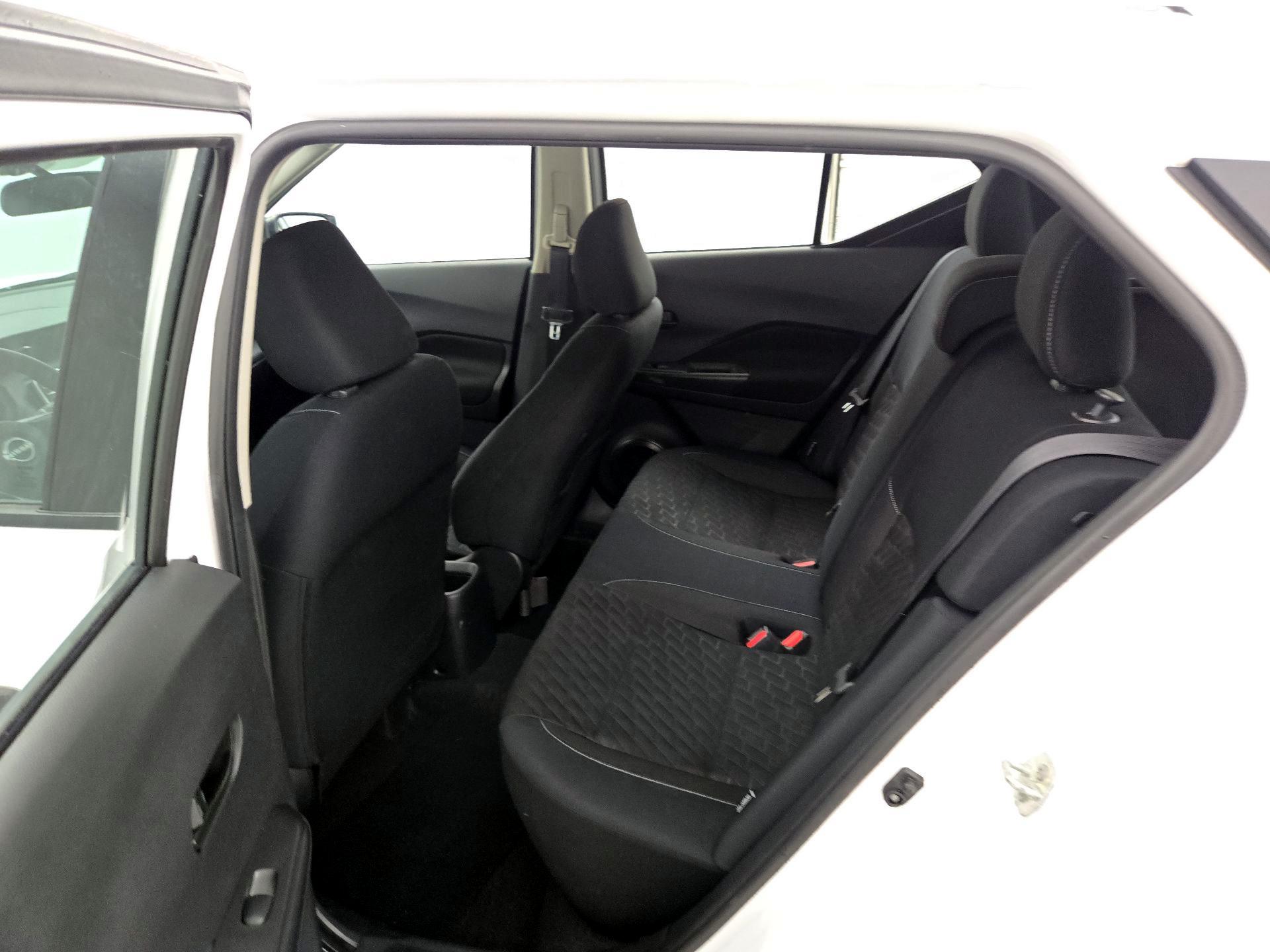 Thumbnail: 2022 Nissan Kicks - 19