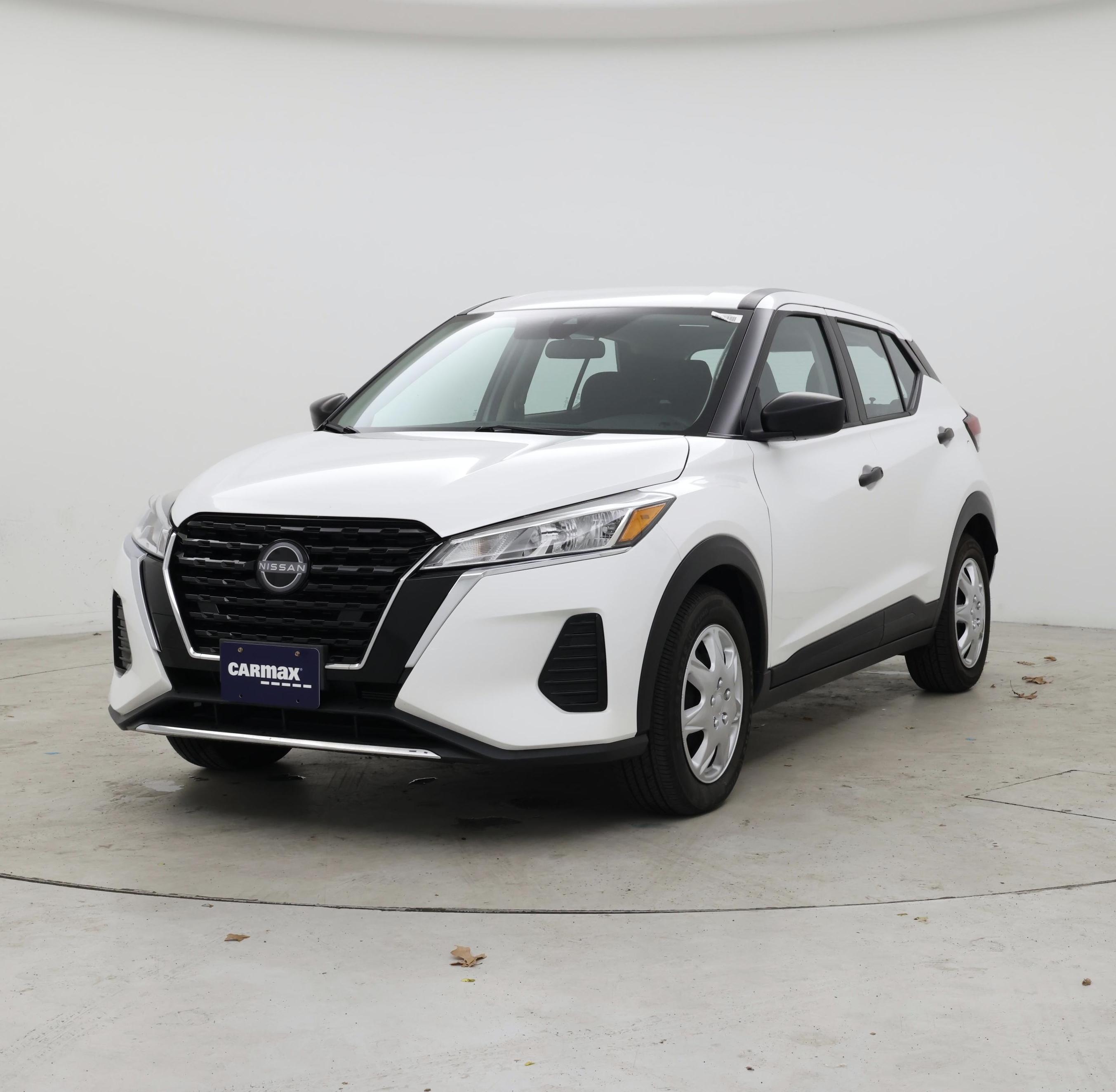 Thumbnail: 2022 Nissan Kicks - 4