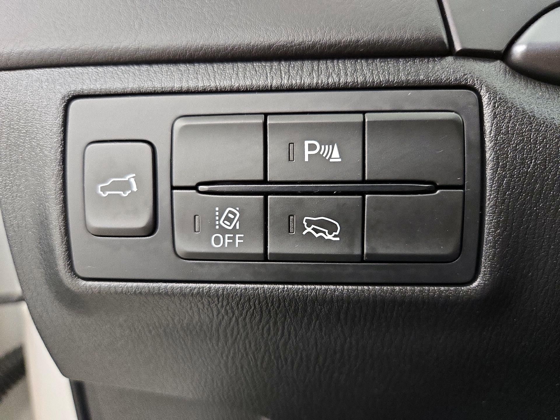 Thumbnail: 2022 Mazda CX-9 - 13